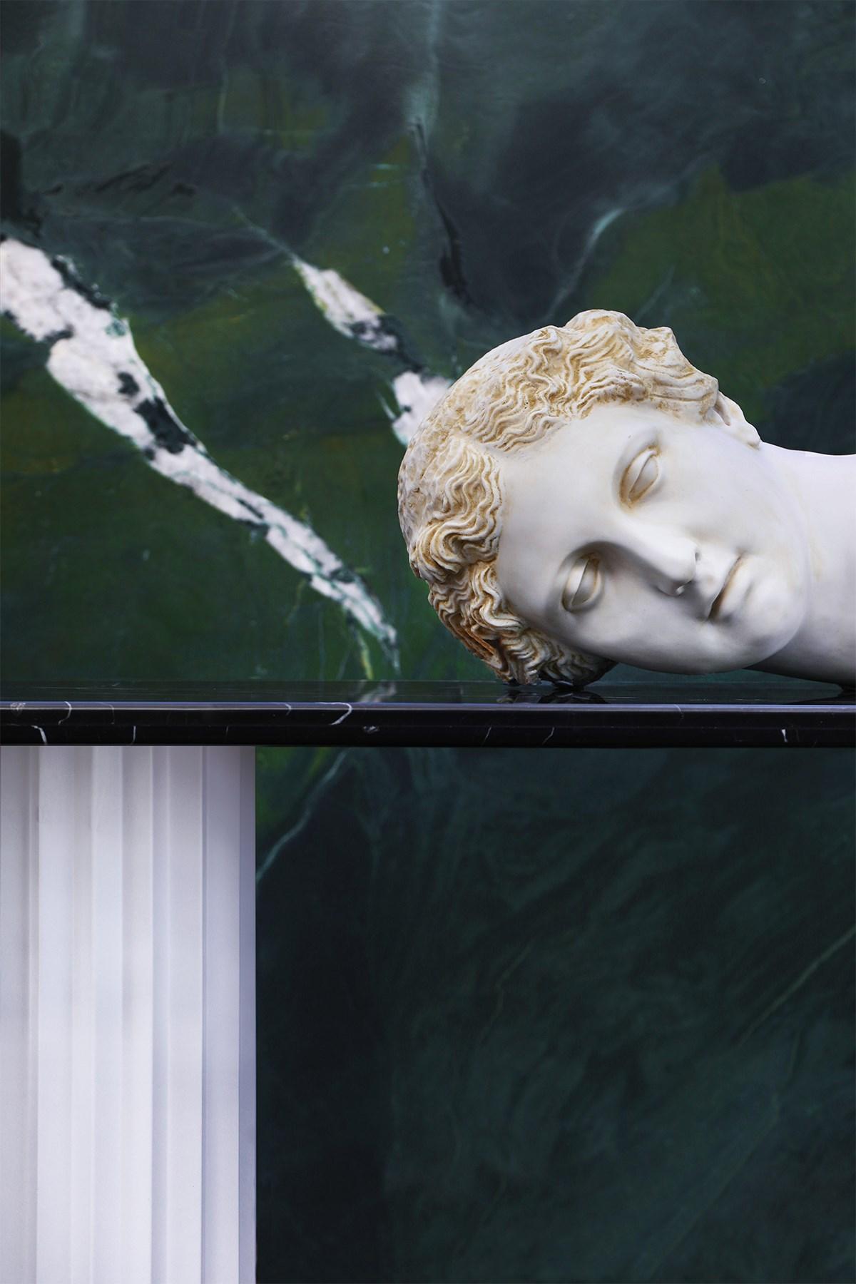 Apollo-Büstestatue aus komprimiertem Marmor pulverbeschichtet, „Istanbul Museum“ (Gegossen) im Angebot