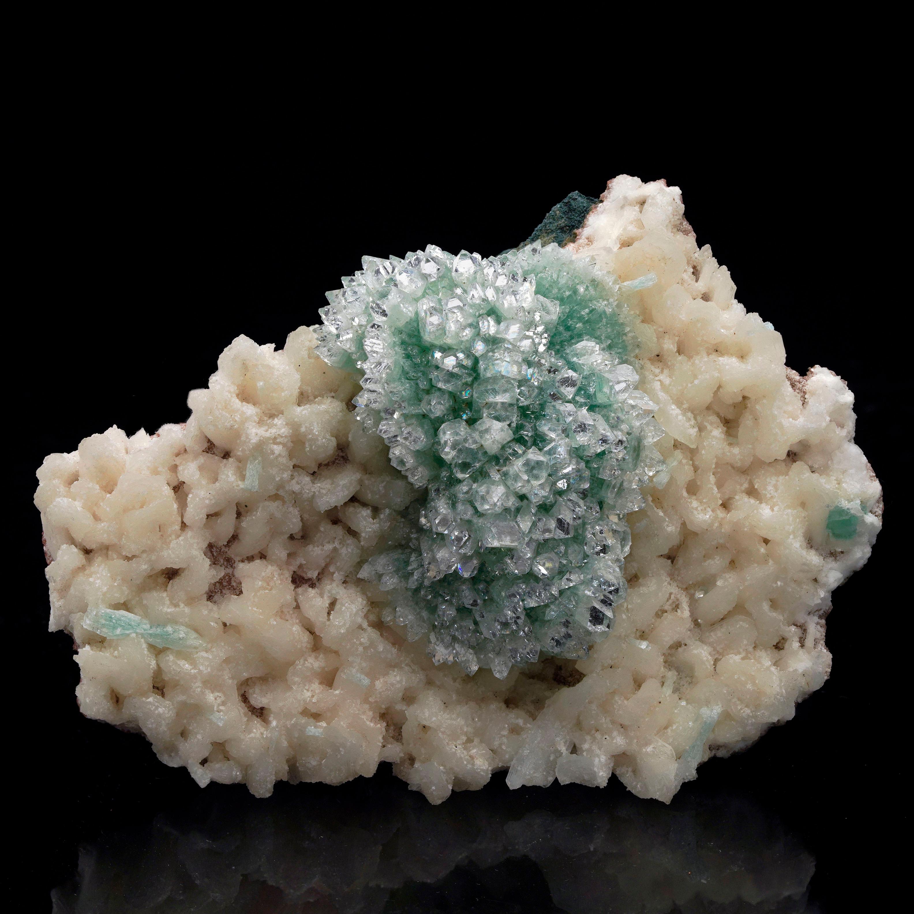 Apophyllite on Stilbite In New Condition For Sale In New York, NY