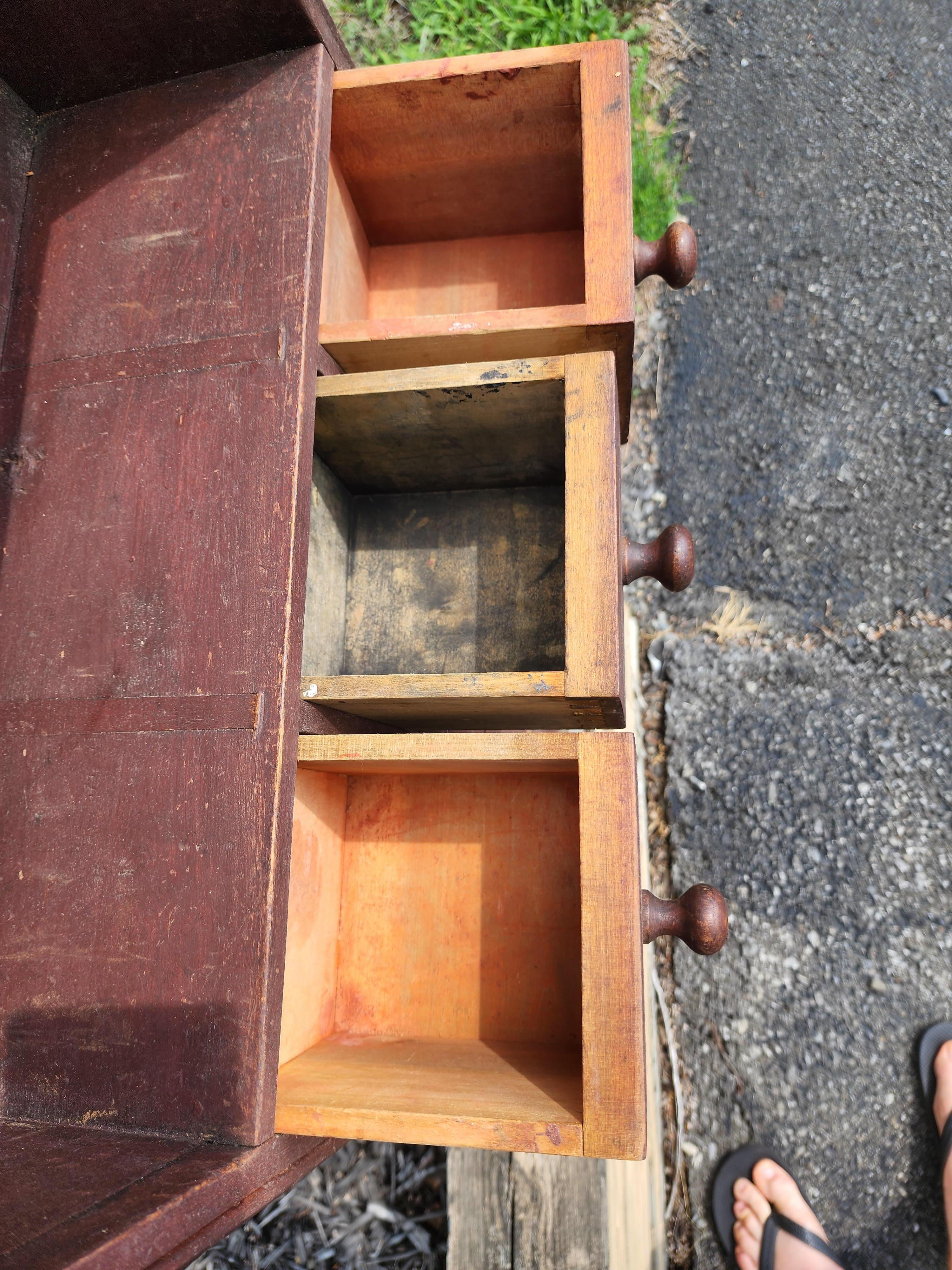 19th Century Maine Apothecary Circa 1800 In Excellent Condition In Hudson, NY