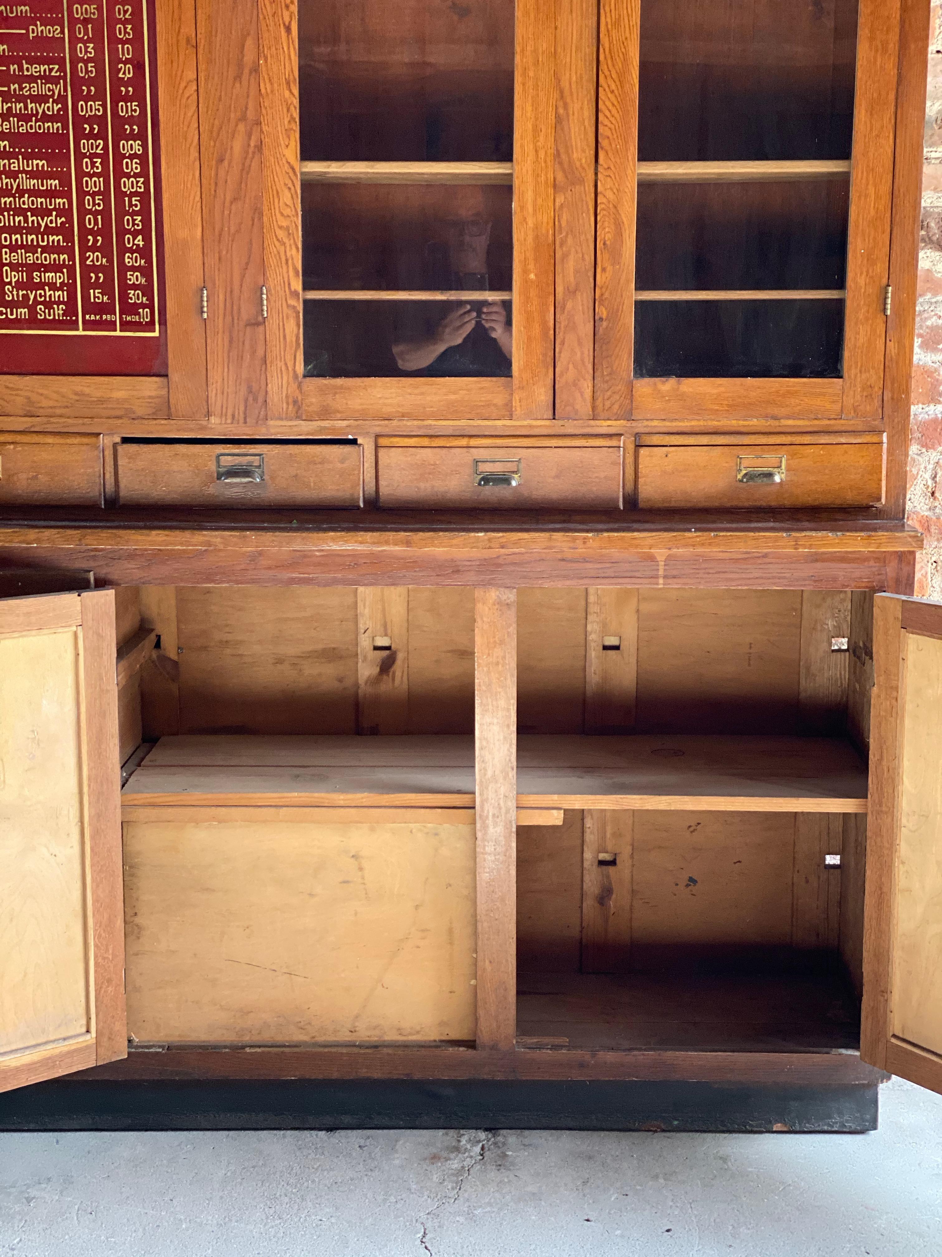 Apothecary Cabinet circa 1920s Number 4 In Fair Condition In Longdon, Tewkesbury