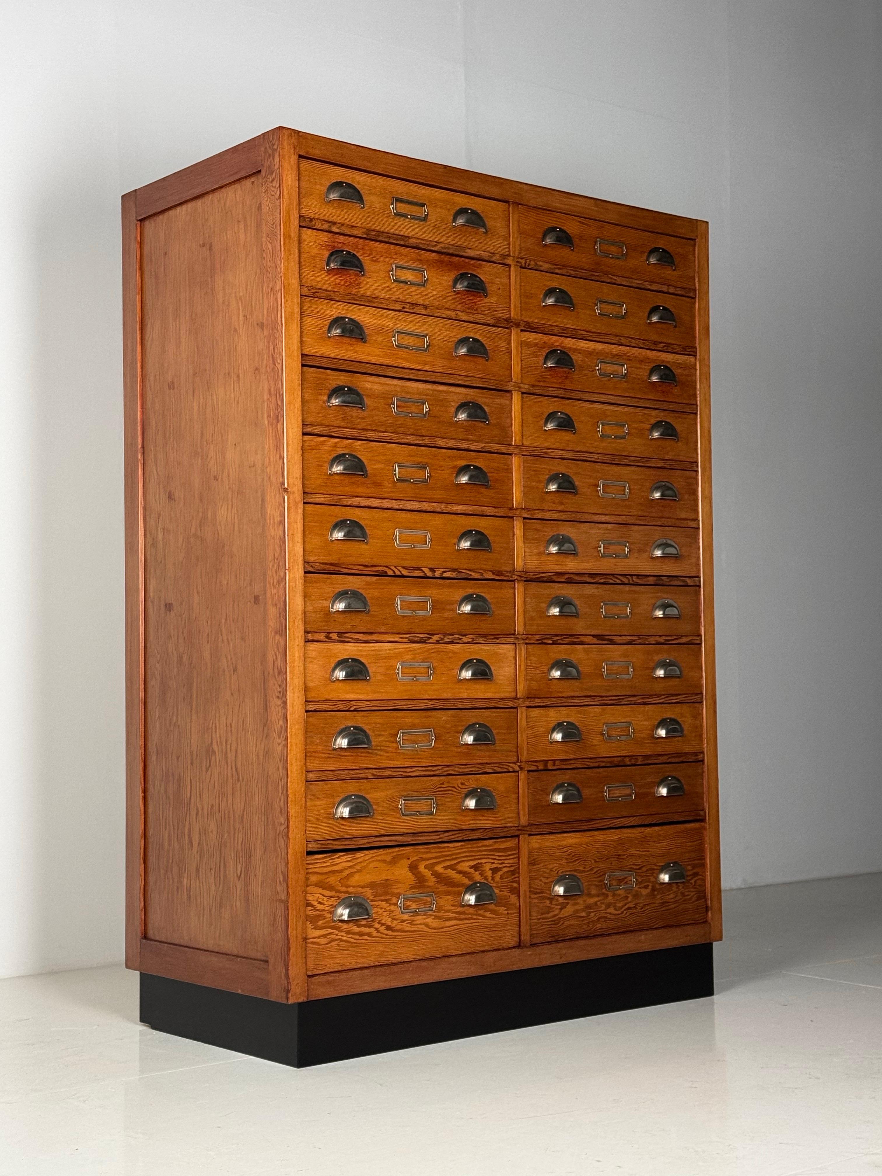 Apothecary cabinet 7