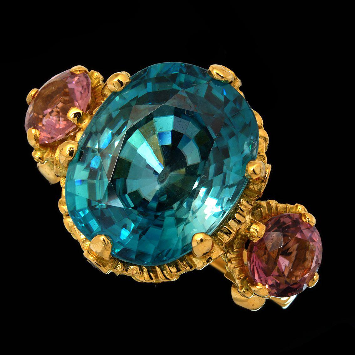 Blue Zircon and Pink Tourmalines gold ring  For Sale 3