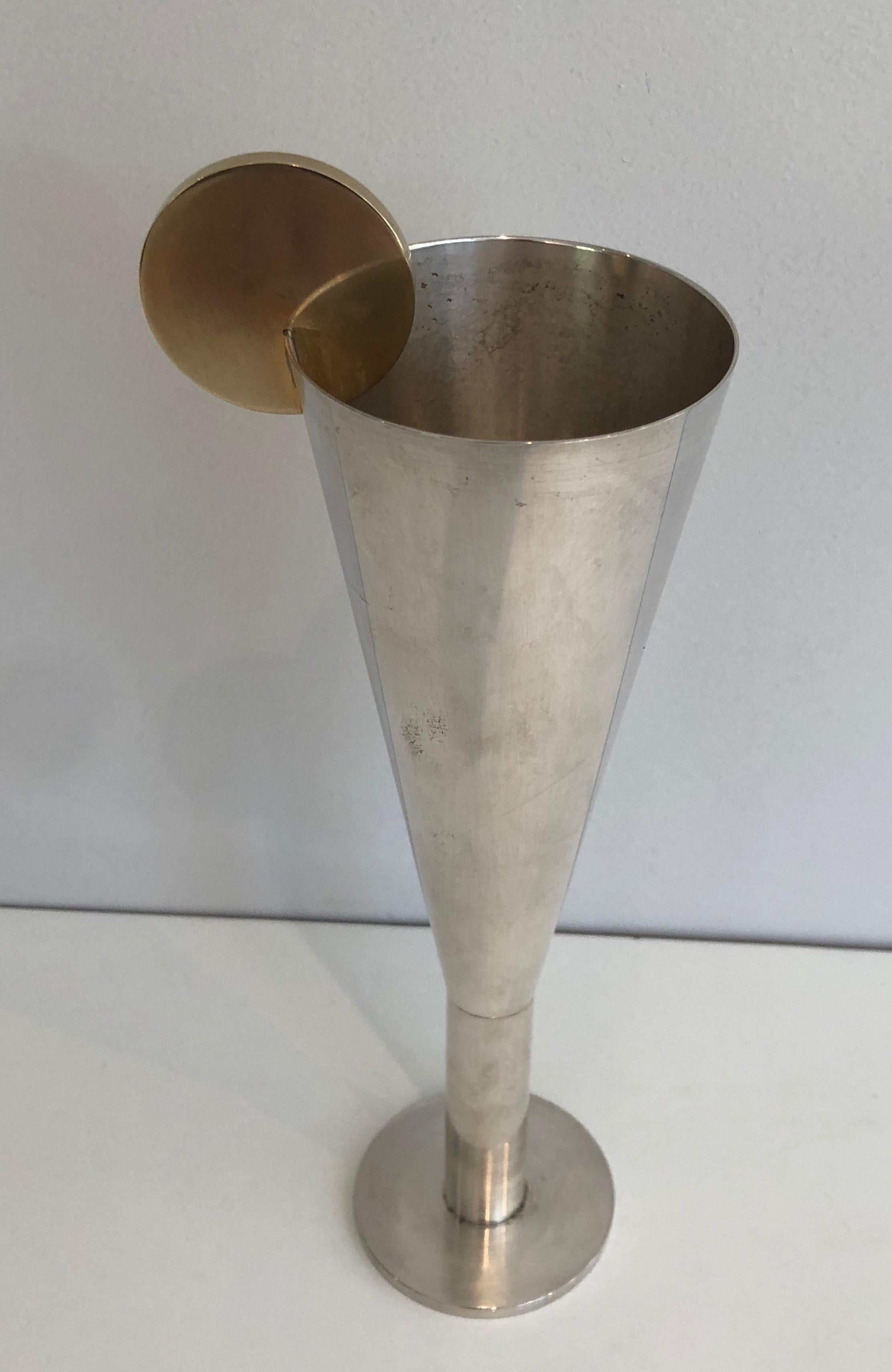A.Pozzi, flûte à champagne en métal argenté et laiton, Italie, marquée Padova A.Pozzi en vente 2