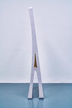 "Appaloosa" Espejo de pie monolítico blanco del siglo XXI de Ivan Paradisi