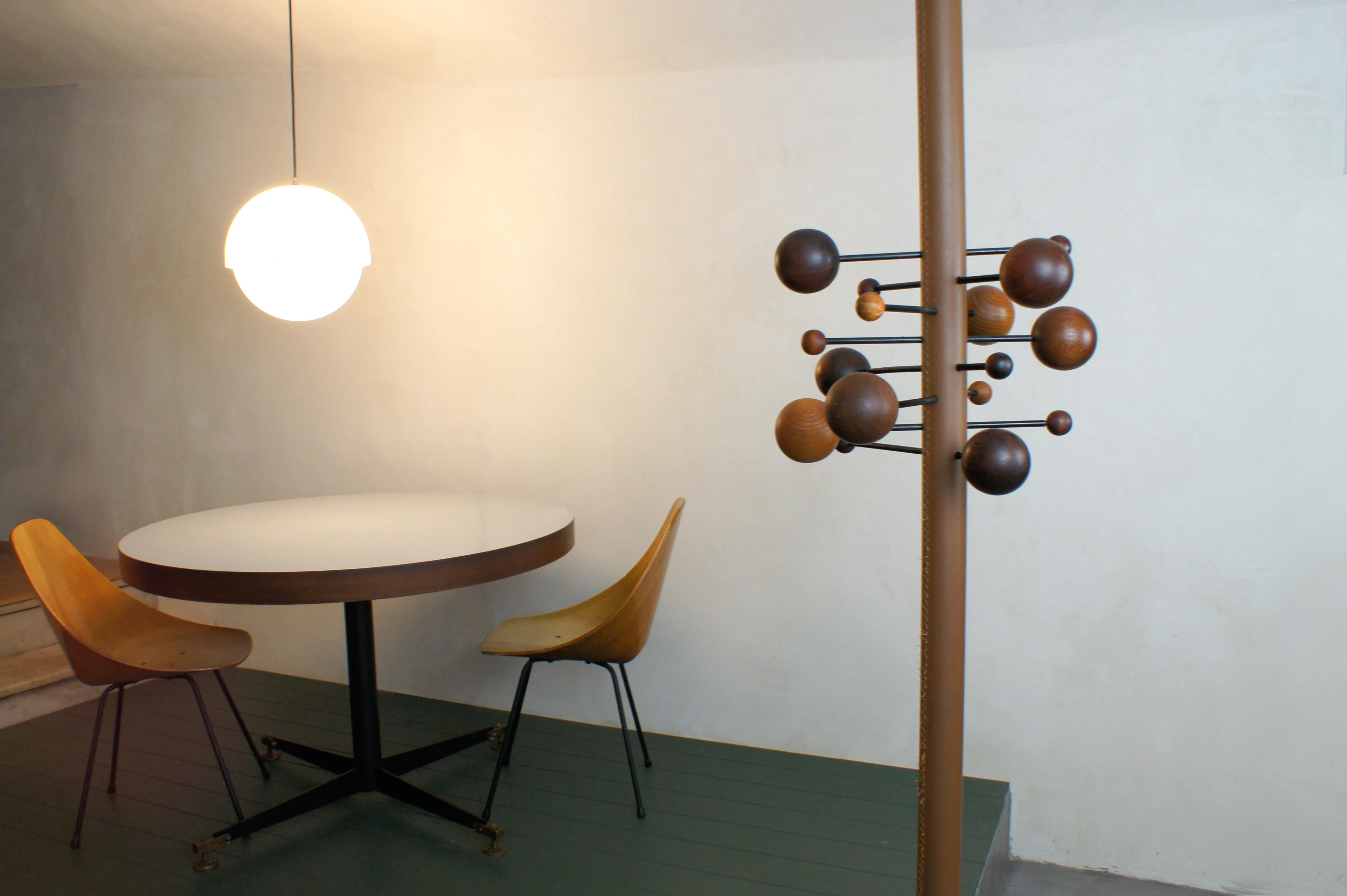 Aluminum AT 16 Coat Stand, Osvaldo Borsani for TECNO , 1960s For Sale