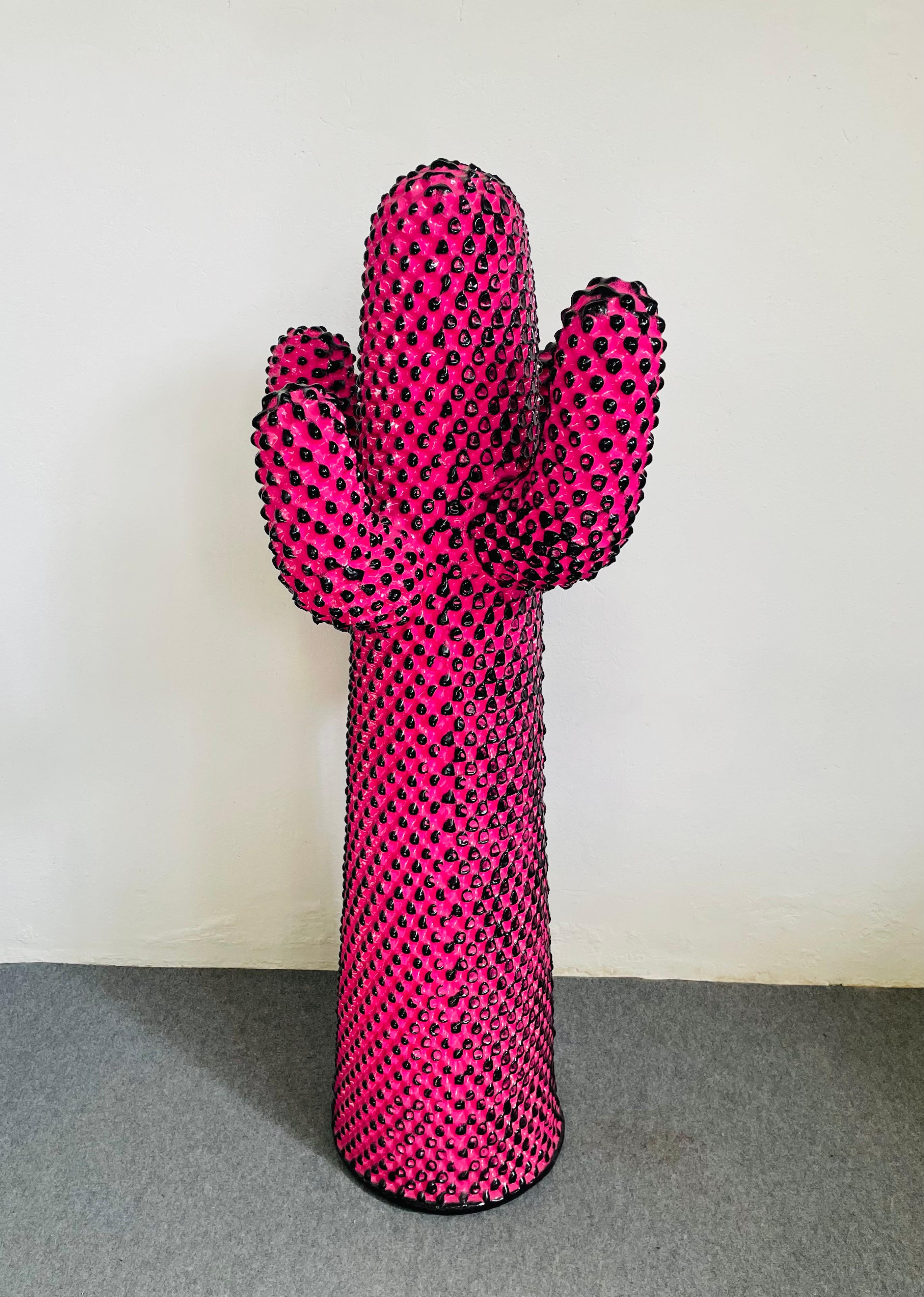 Italian Appendiabiti cactus Gufram, edizione limitata per Andy Warhol en vente