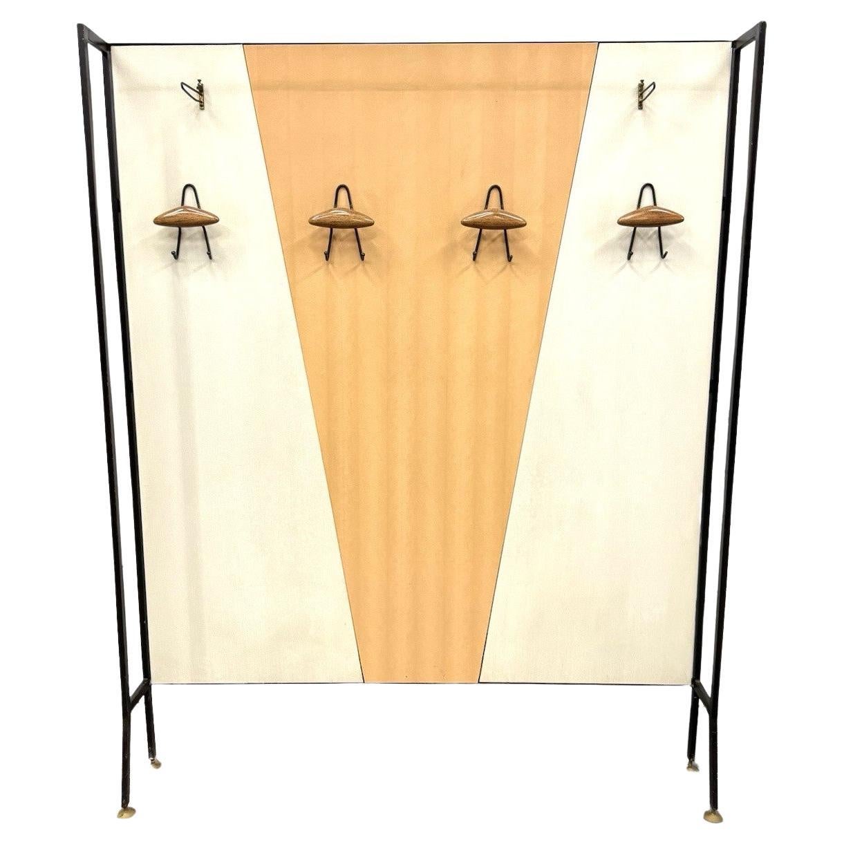 Perchero de pared diseño años 60 mediados de siglo en venta