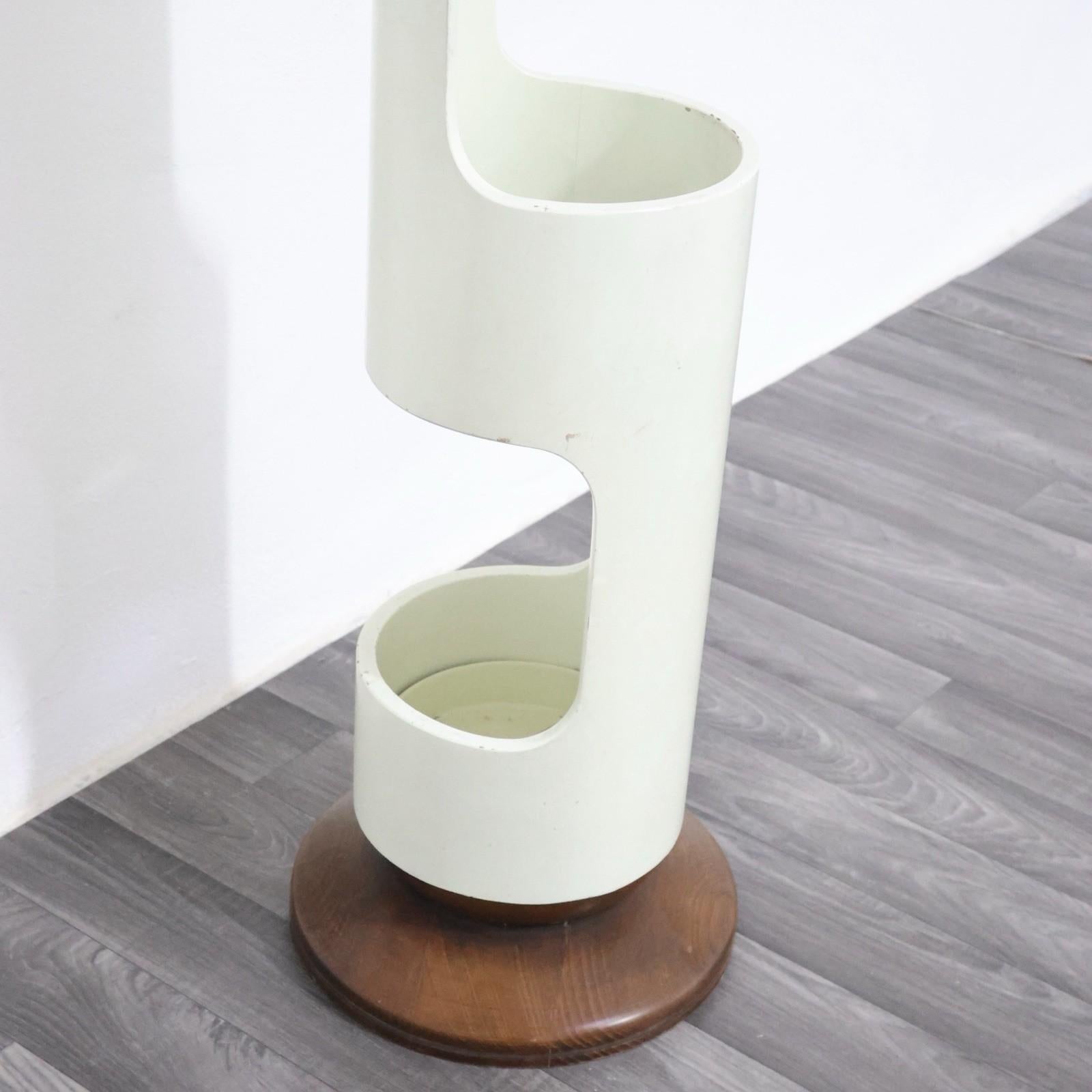 Porte-manteau avec porte-parapluie attribué à Joe Colombo, 1960's space age en vente 2