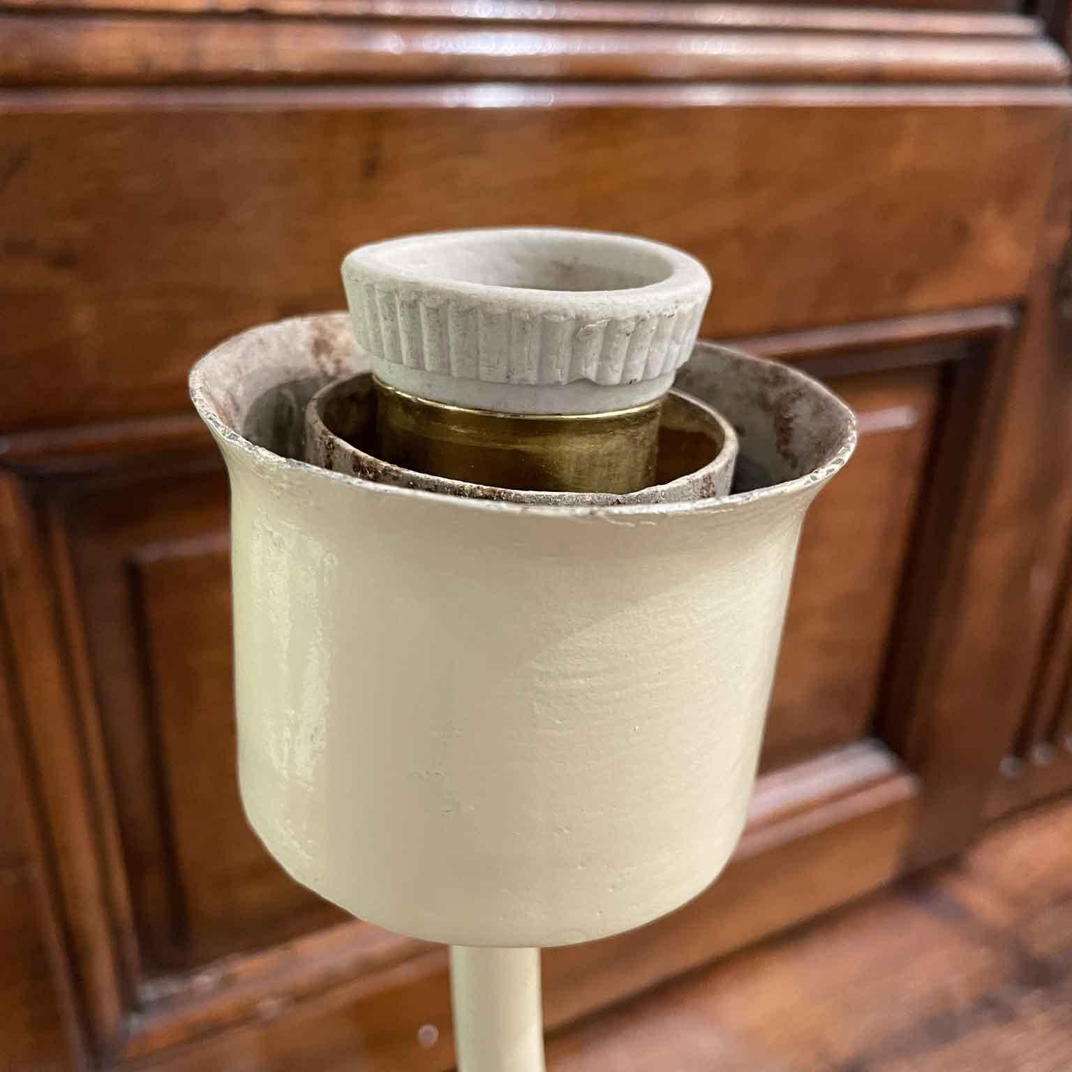 Wandgarderobenständer mit Seitenleuchten Elfenbeinfarbe Italienisches Design 1950er Jahre (Handgefertigt) im Angebot