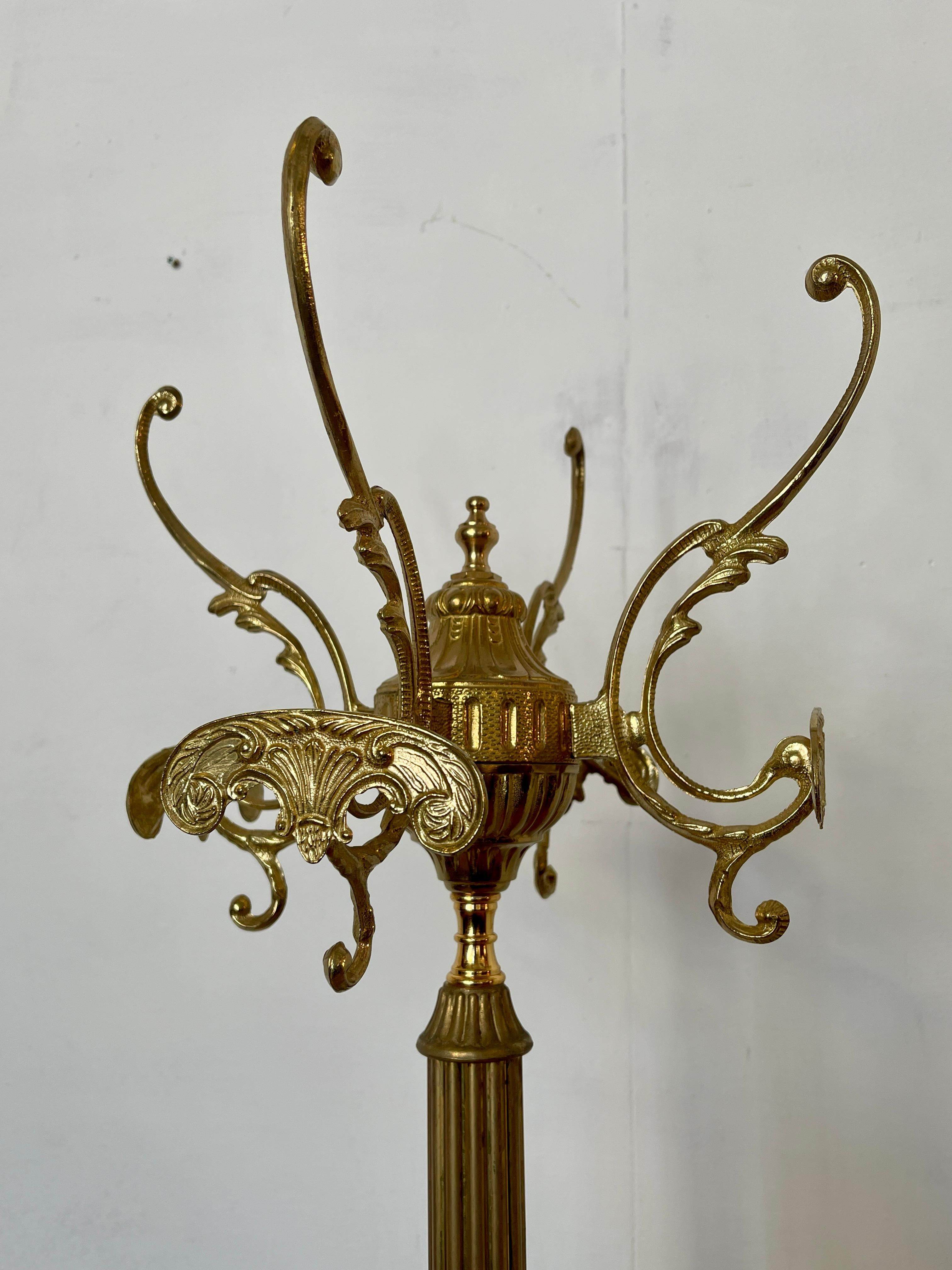 20th Century Appendiabiti da terra in stile antico, stile hollywood regency anni '50 in vendita
