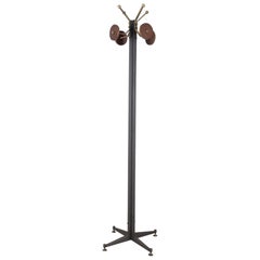 Porte-manteau vintage des années 1960 en métal noir et bois, design italien