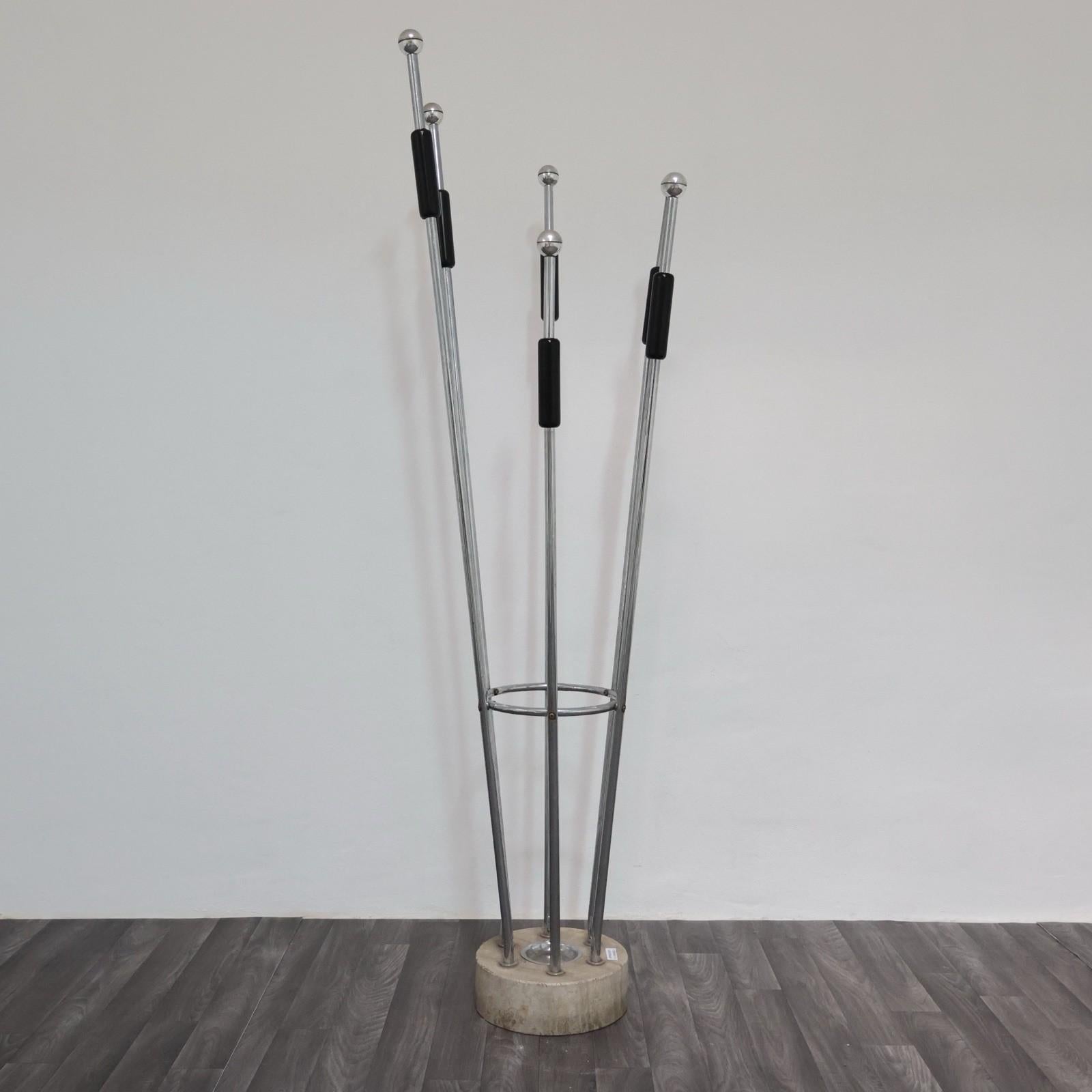 Space Age Appendiabiti fratelli Mannelli travertino acciaio design Modernariato 1970’s in vendita