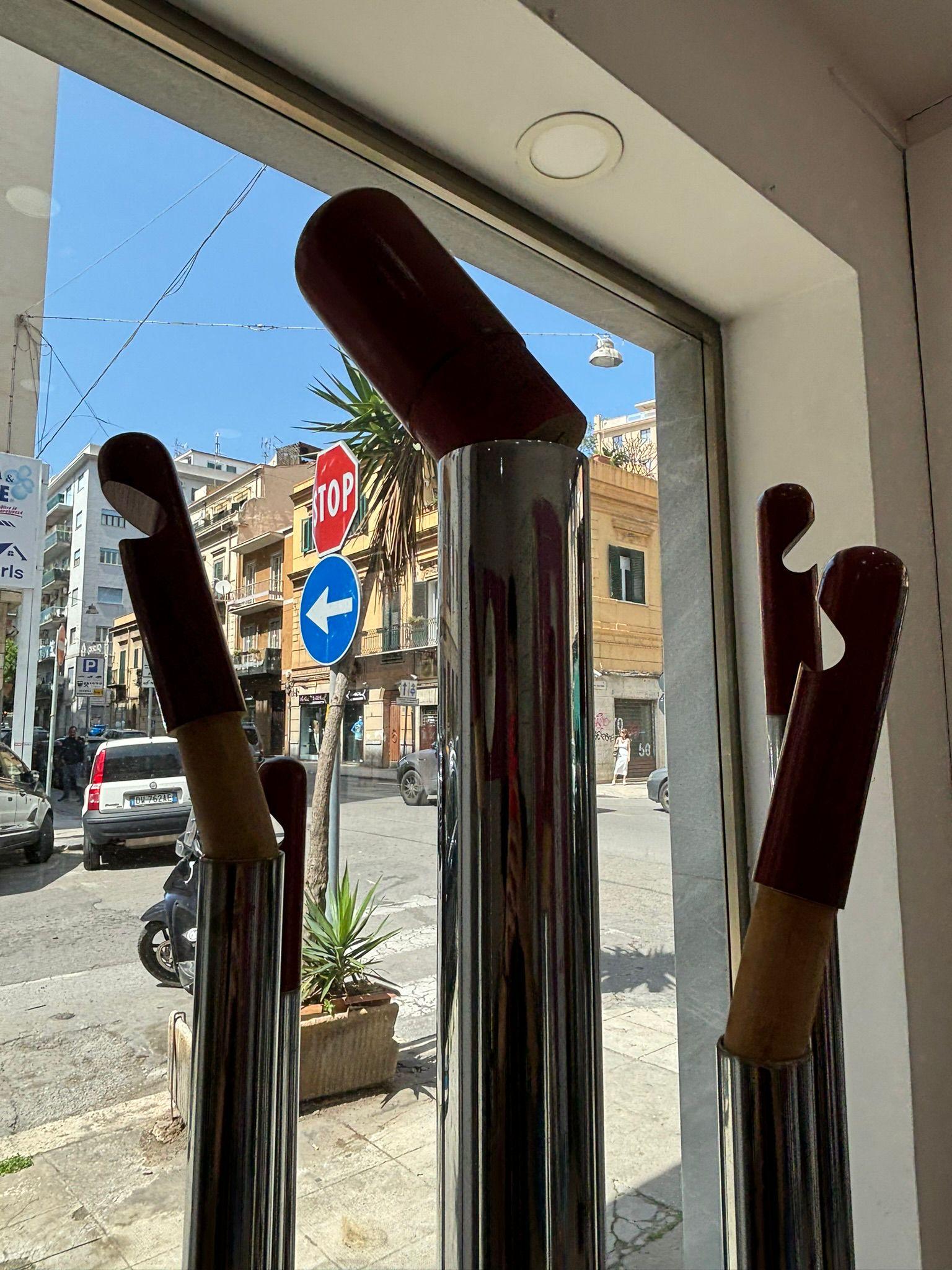 Metal Memphis Milano vintage chrome coat rack with red wood nserti 1970s For Sale