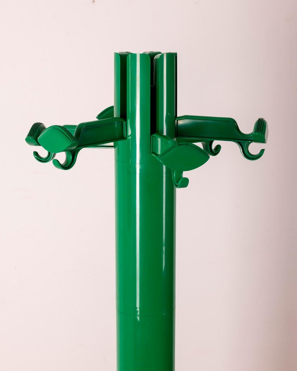 Vintage green 1960s green coat rack Planta design G. Piretti for Anonima Castelli In Good Condition For Sale In None, IT
