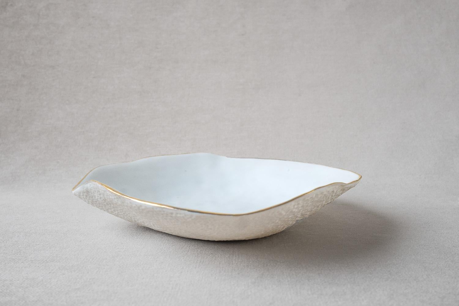 XXIe siècle et contemporain Ensemble d'appliques Indulge N2+N5/ Blanc+Or bord / Vaisselle en porcelaine faite à la main en vente