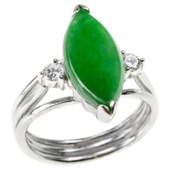 Apfelgrüner Jadeit Jade Marquis und Diamant-Ring, zertifiziert unbehandelt