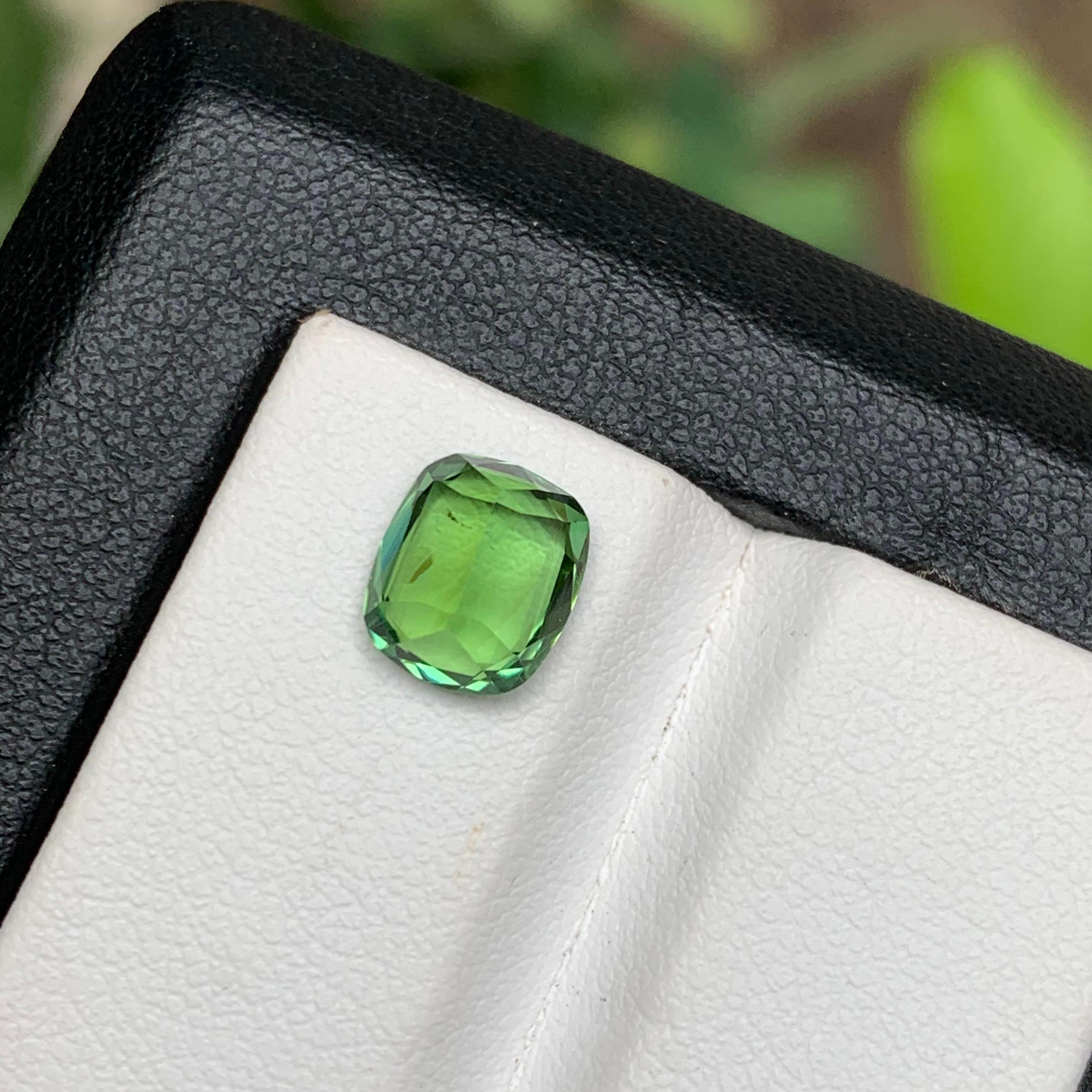 Bague tourmaline naturelle vert pomme de 1,90 carat taille coussin pour bijoux Neuf - En vente à Peshawar, PK