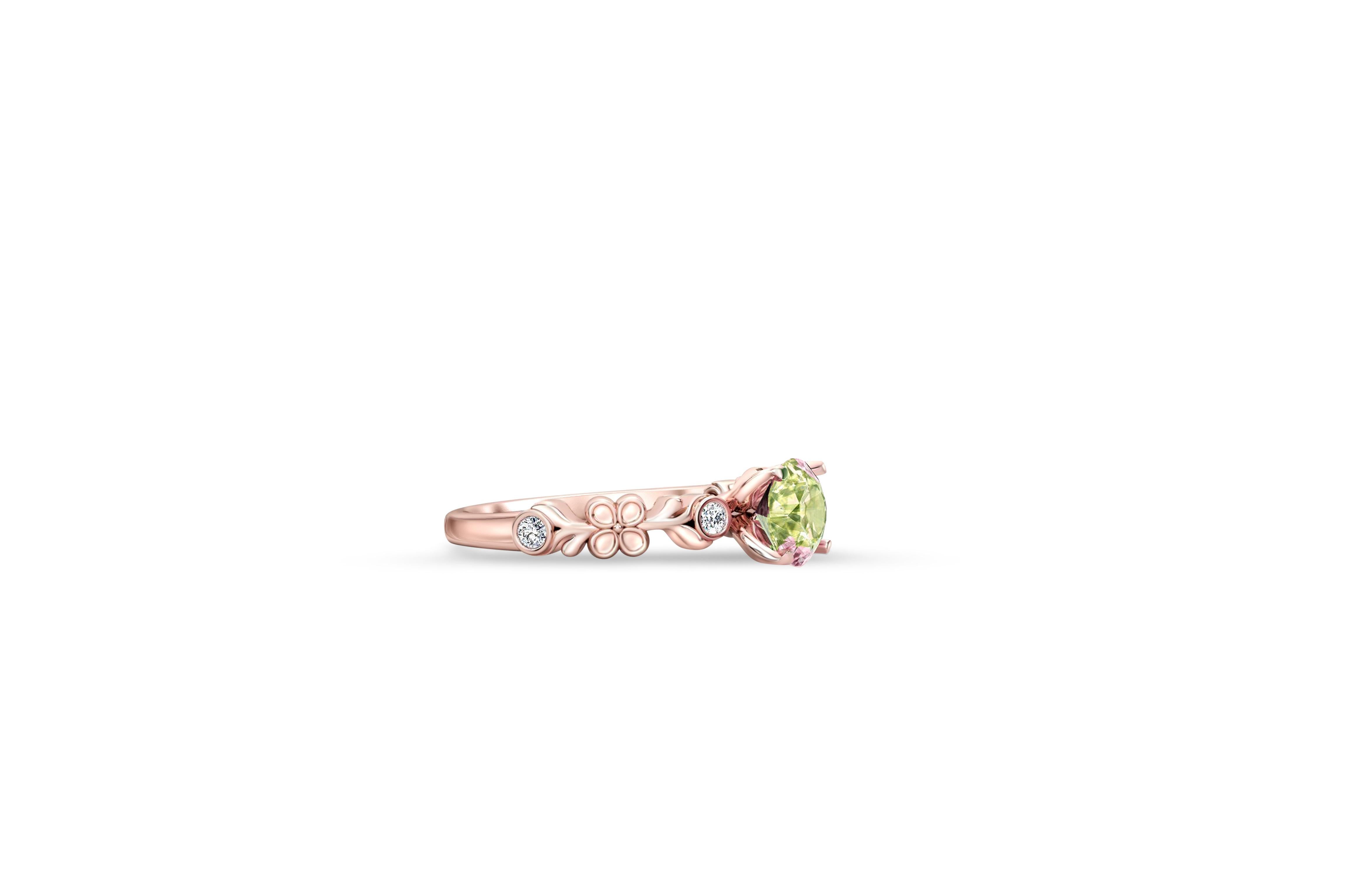 For Sale:  Apple green peridot 14 gold ring 3