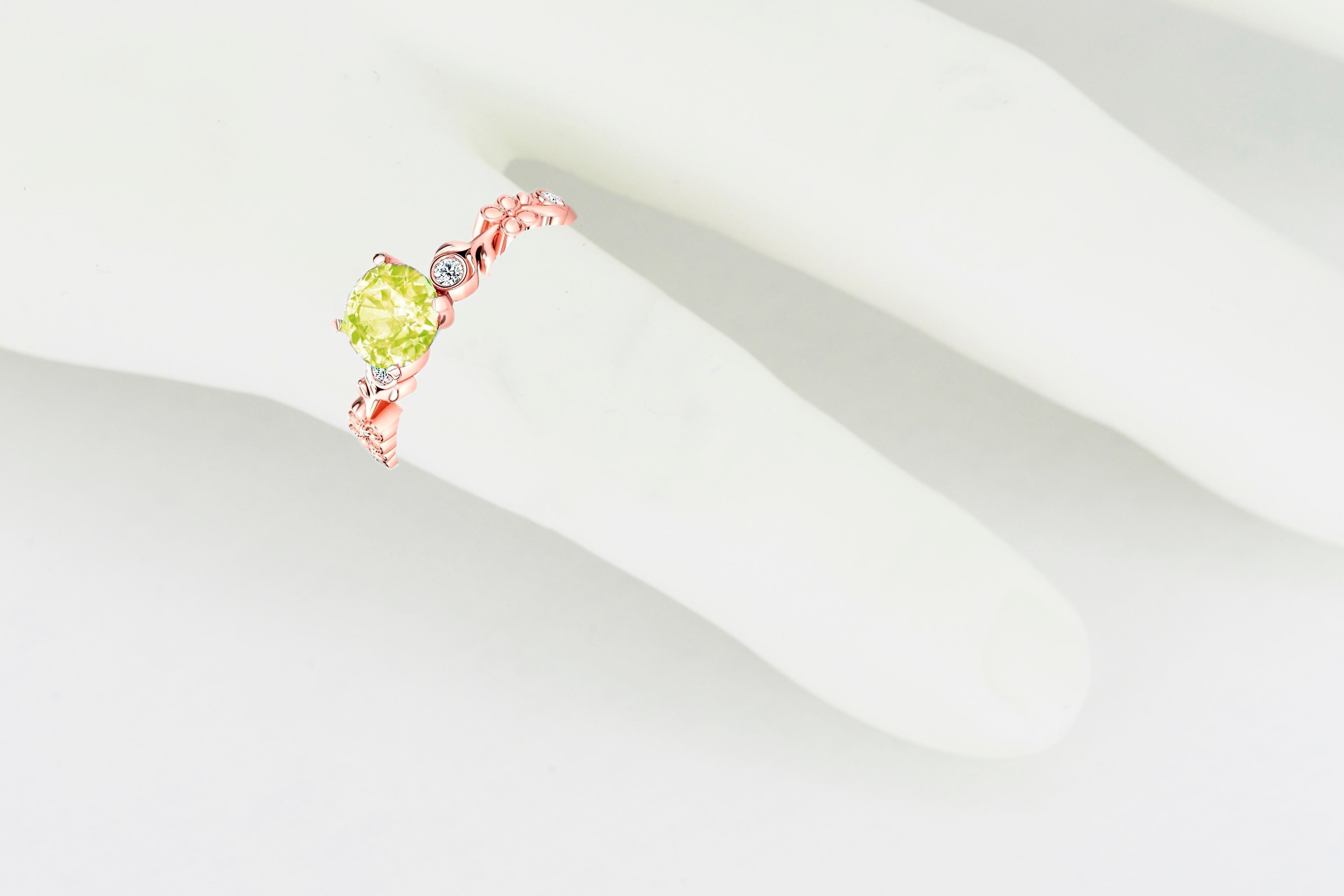 Women's Apple green peridot 14 gold ring.