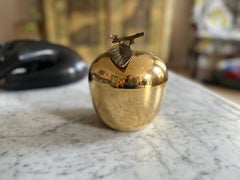 Cubitera de manzana diseñada por Hans Turnwald para Freddo Therm, Suiza, años 70