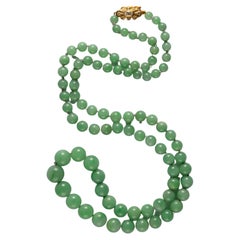 Apfel-Jade-Halskette von außergewöhnlicher Qualität, zertifiziert und unbehandelt