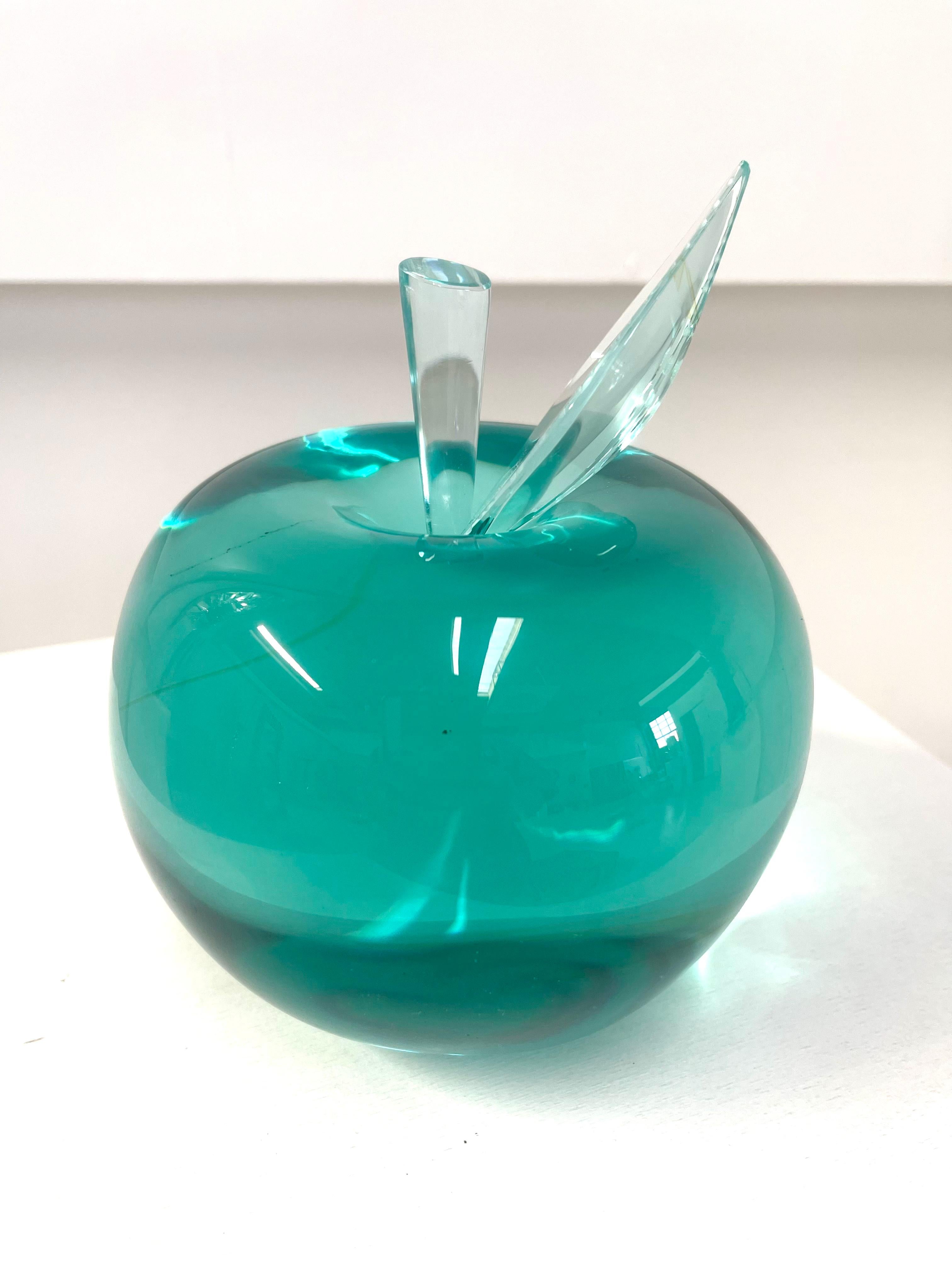 Contemporary 'Apple' Unique Sculpture in Handmade Aquamarine Crystal by Ghiró Studio For Sale