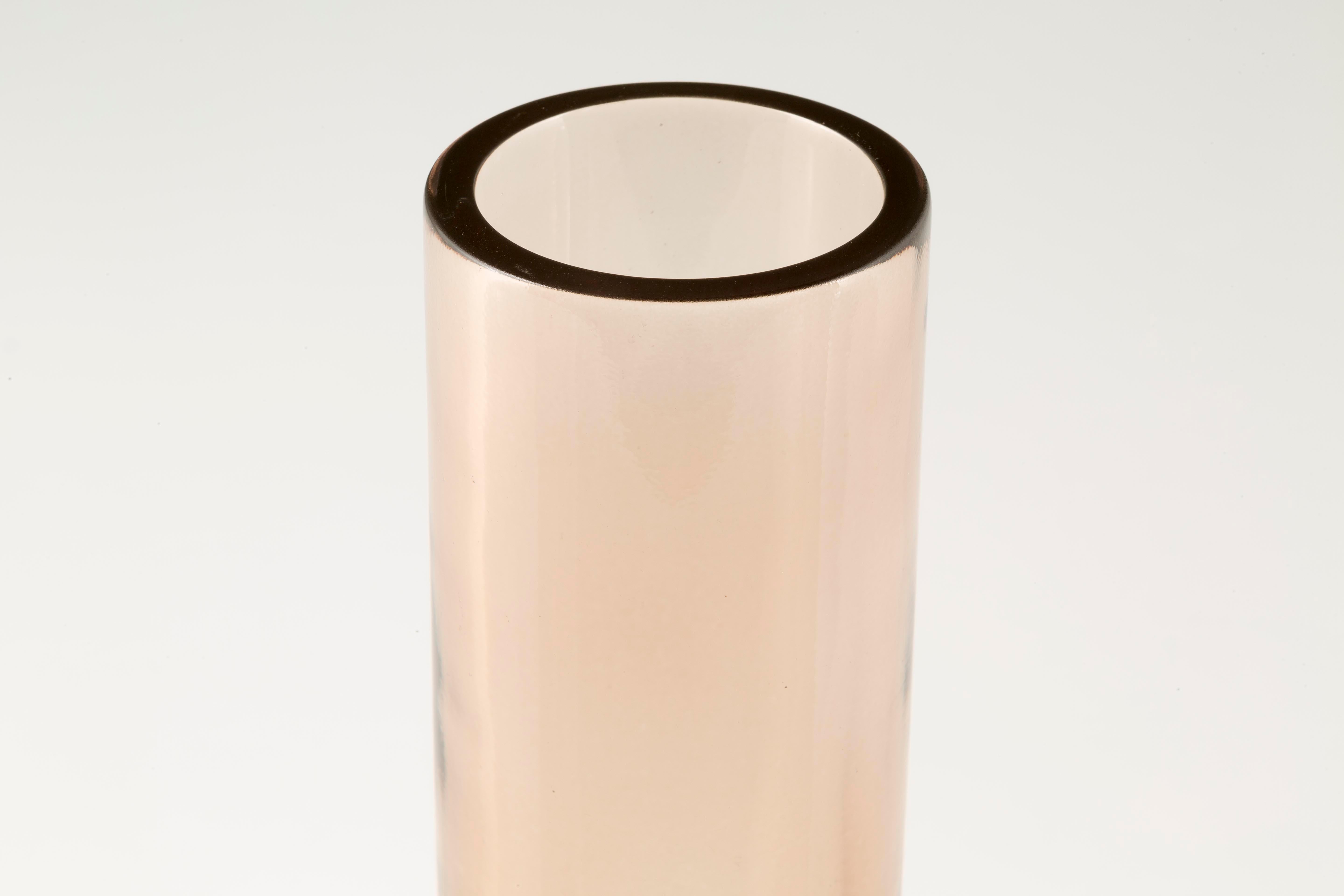 Aplique moderno Soave de 1 luz en oro claro, pantalla de cristal ámbar liso Italian en venta