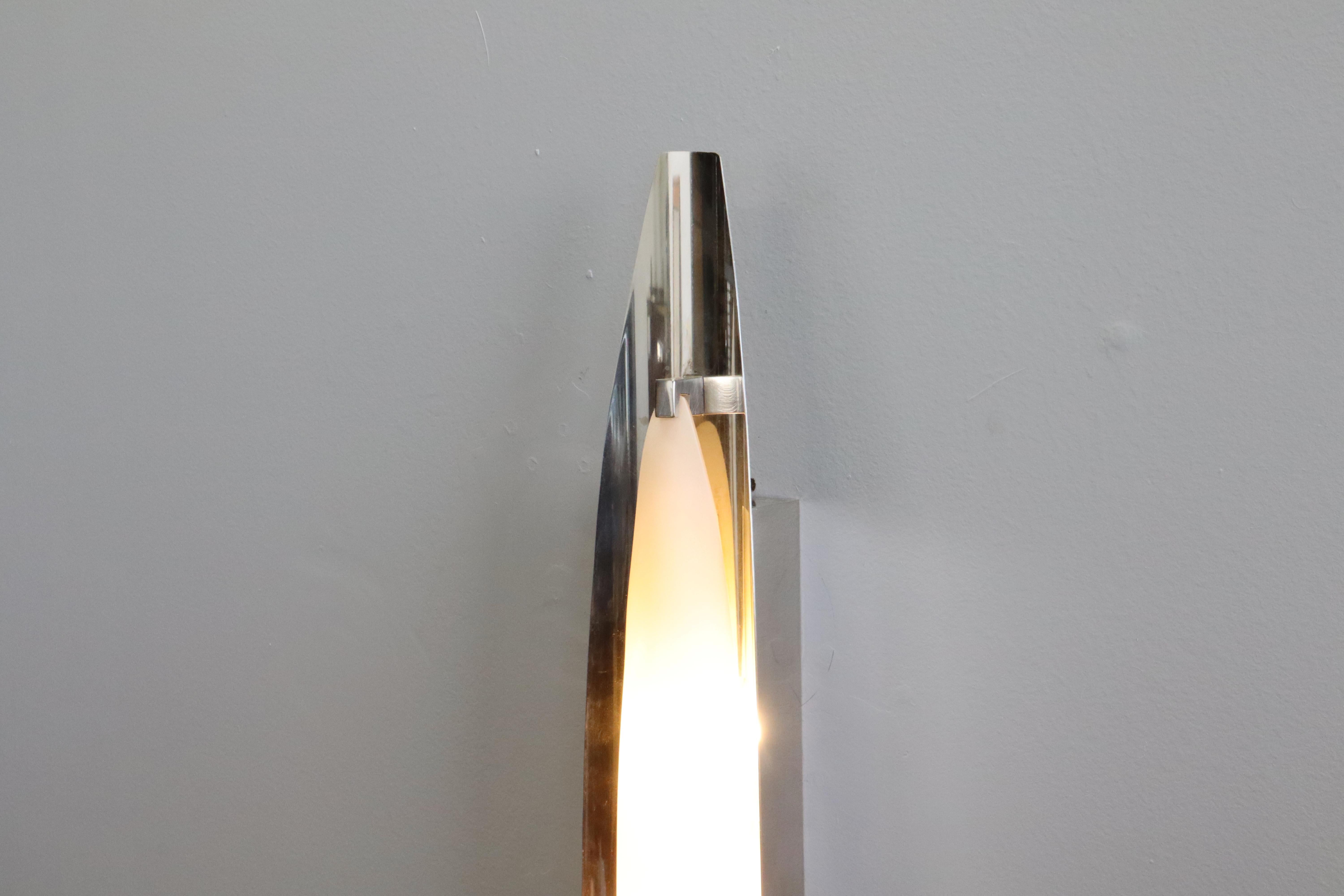 Max Ingrand '2254' wall sconce for FontanaArte in crystal and nickel-plated brass 2