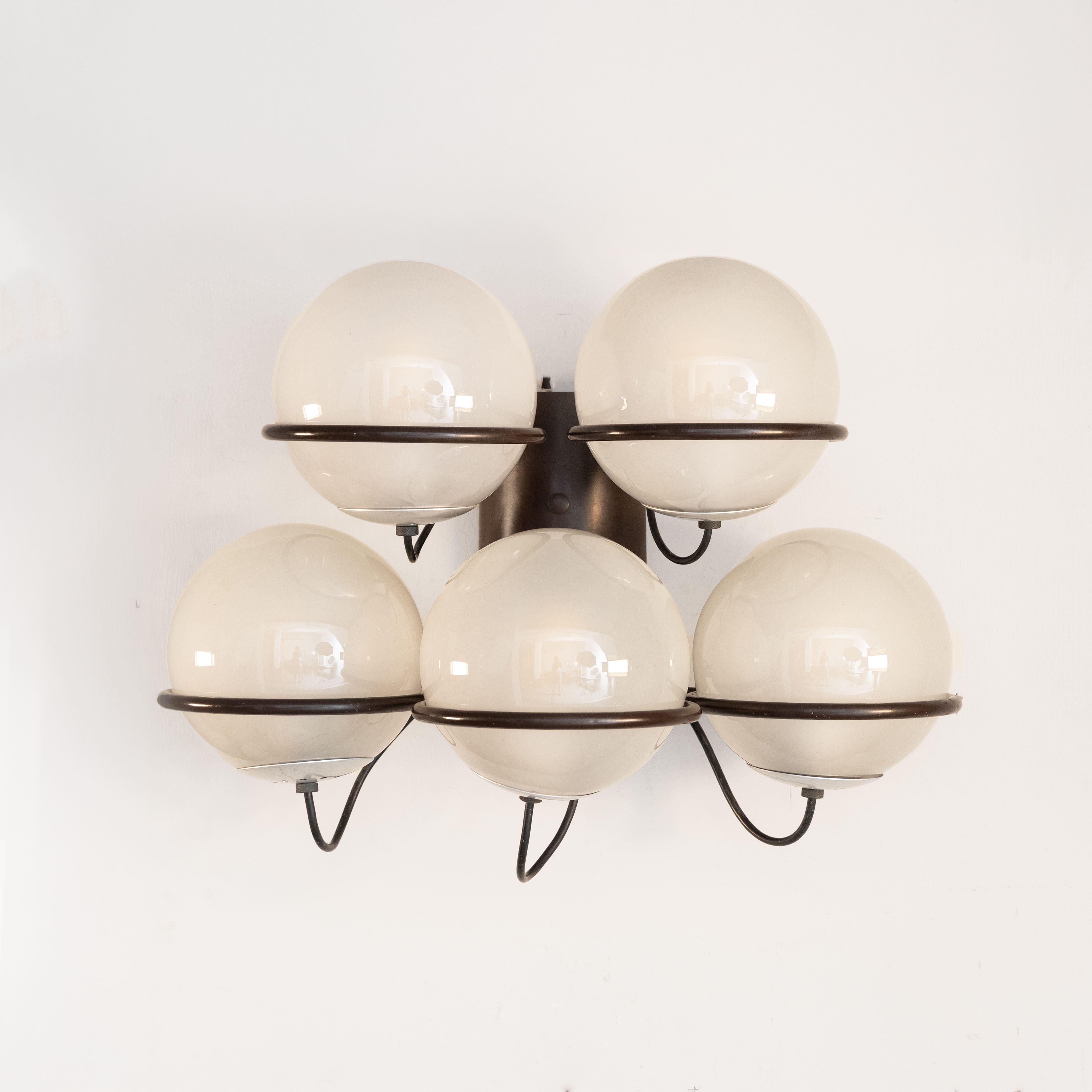 Mid-Century Modern Applique a cinque luci modello 