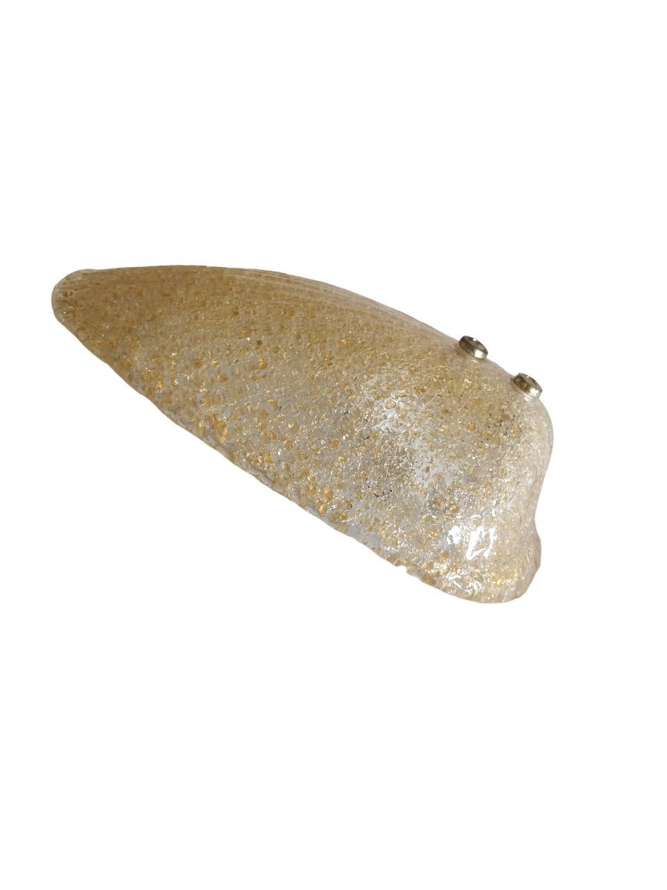 Mid-20th Century Honey-colored wall sconce Mazzega Italia 1960s For Sale