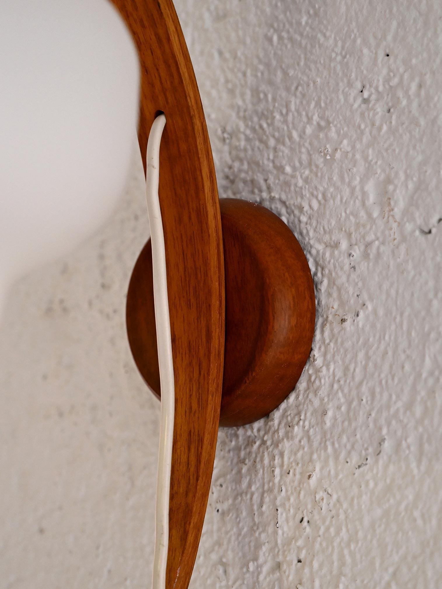 Vetro Applique con opalina in vendita