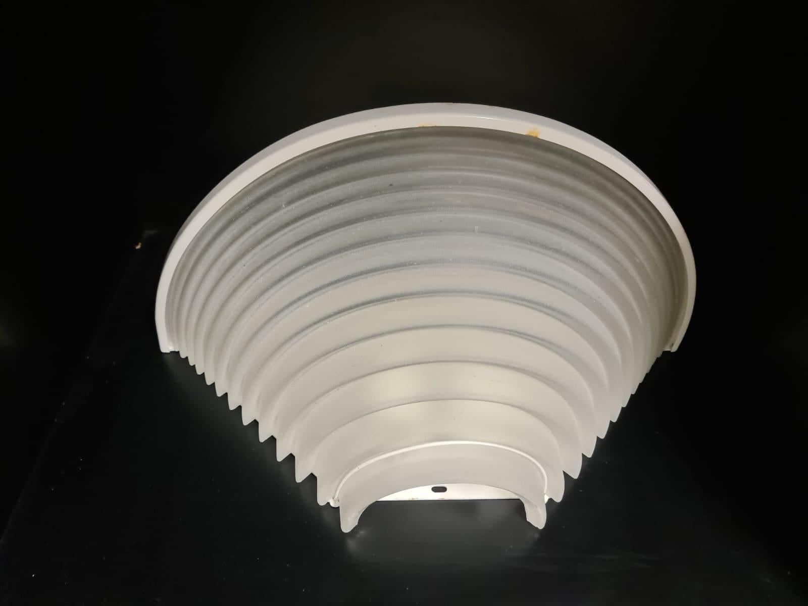 Egisto 38 wall sconce by Angelo Mangiarotti for Artemide For Sale 7