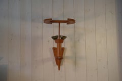 Applique en chêne massif par Guillerme et Chambron et céramique par Danikowski