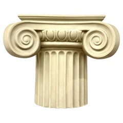 Applique in Ceramica Capitello Greco Anni 80 Lampada Design