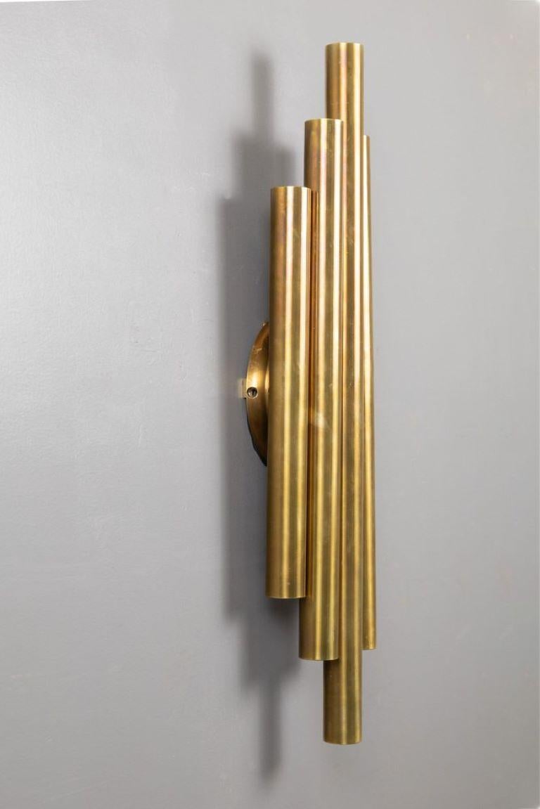 Midcentury brass wall sconce in the style of  Gio Ponti For Sale 1