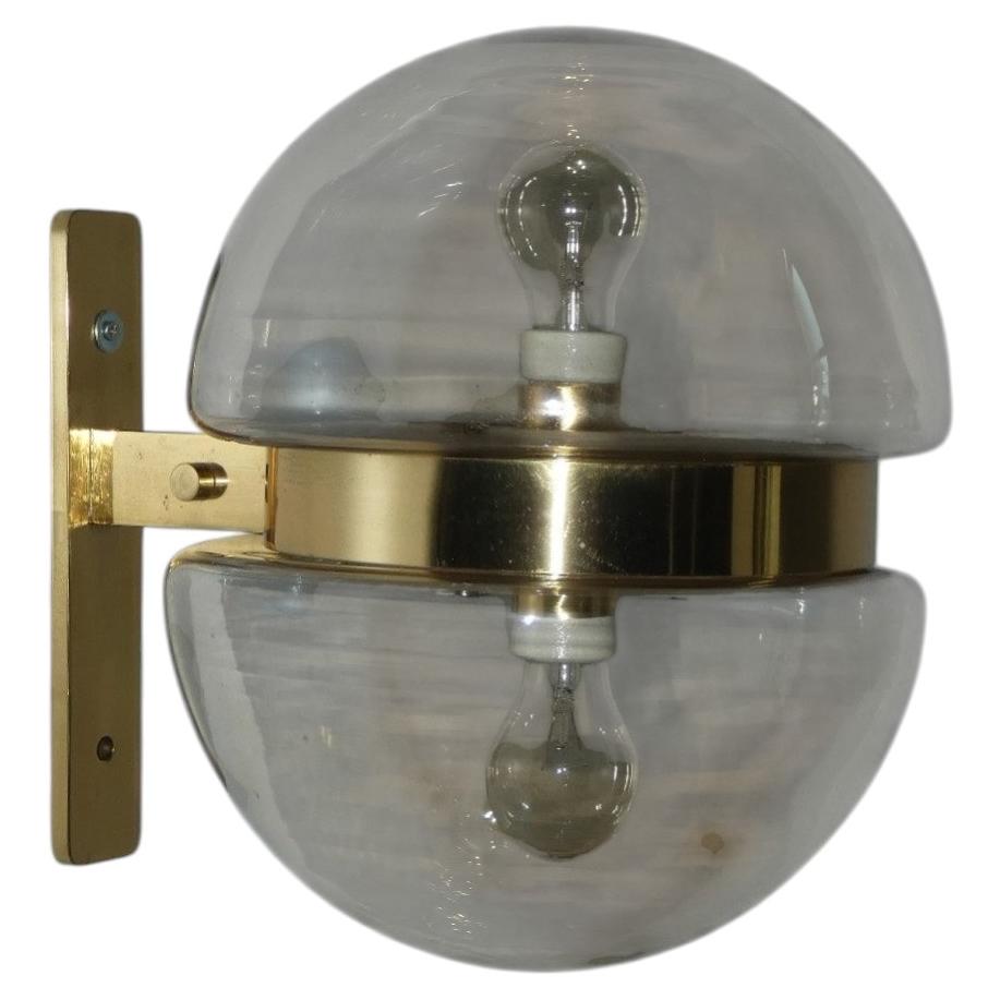 Space Age Wall Sconce by Peill & Putzler, Glass & Brass, Italy, 1960 in vendita