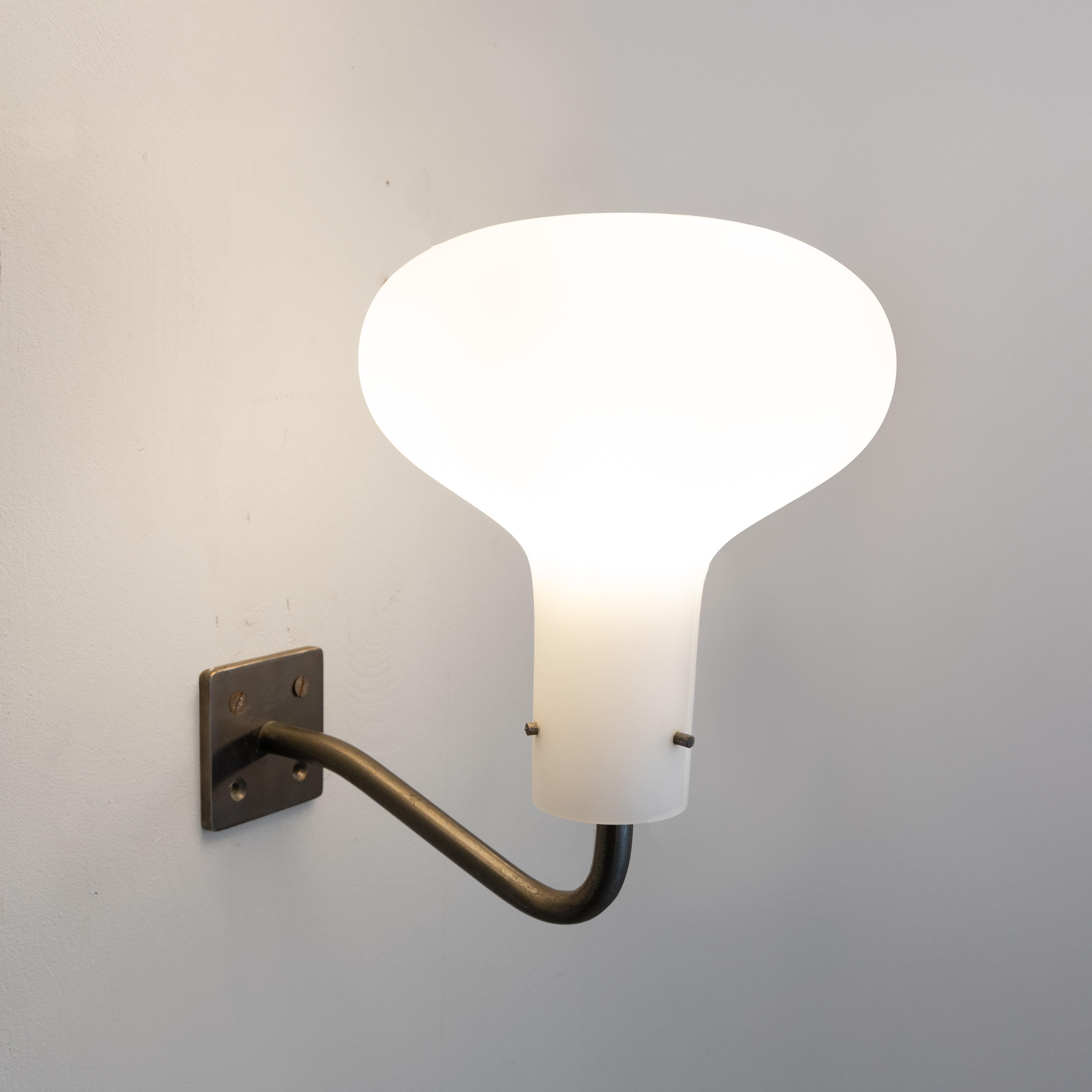 Applique LP12, Ignazio Gardella, Azucena, 1960, version à une lumière Bon état - En vente à Milano, Lombardia