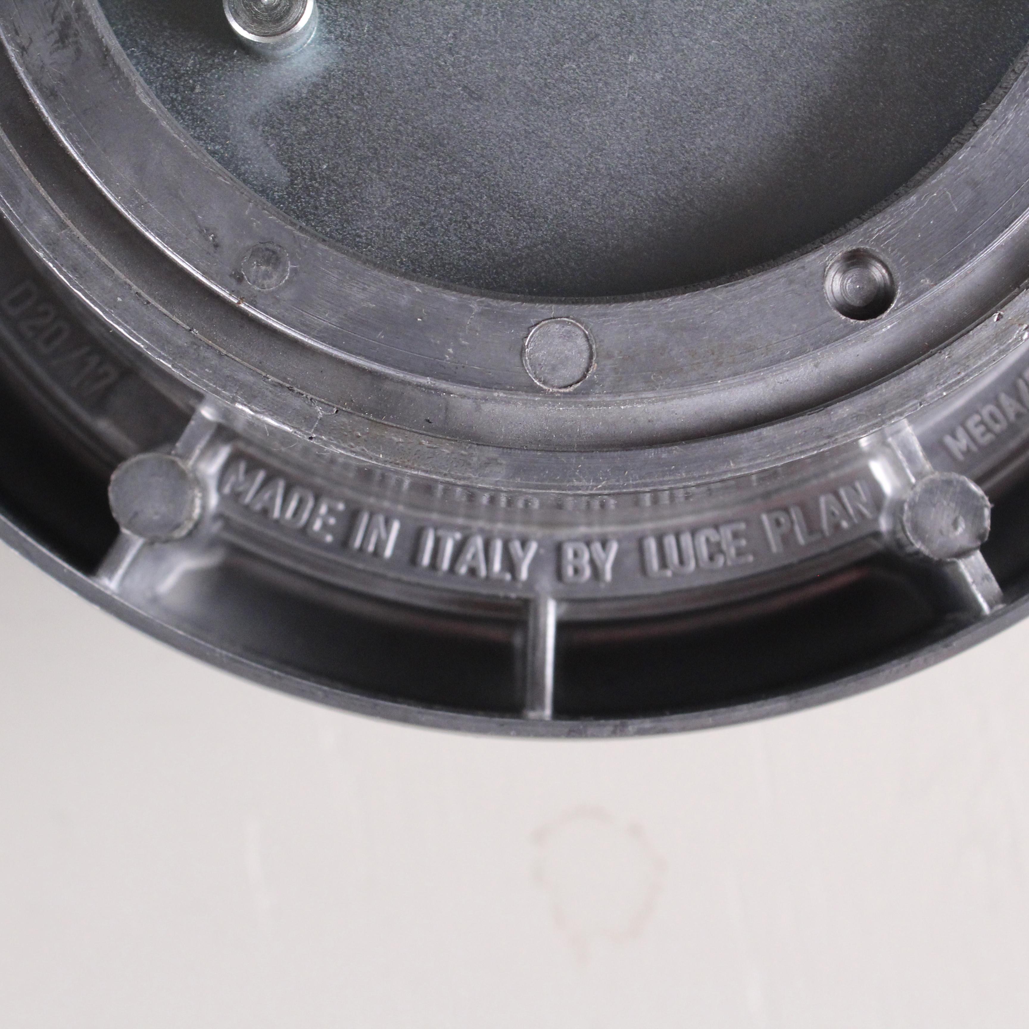 Late 20th Century Metropoli wall sconce in glass and steel, Luceplan, 1992 For Sale
