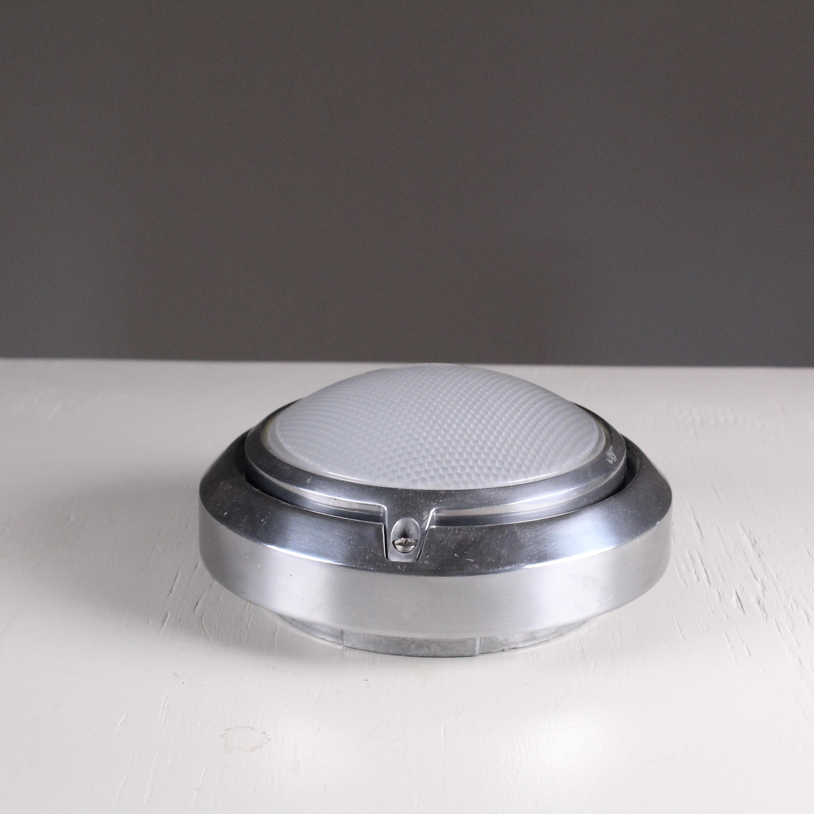 Metropoli wall sconce in glass and steel, Luceplan, 1992 For Sale 1