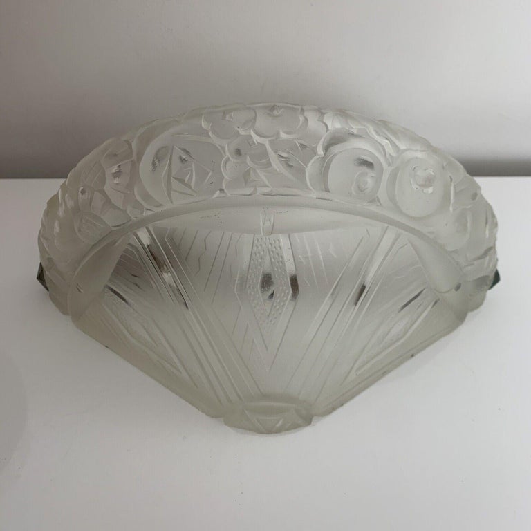 Applique Murale Art Deco Par Ollier and Verreries des Hanots, France, 1930 For Sale at 1stDibs