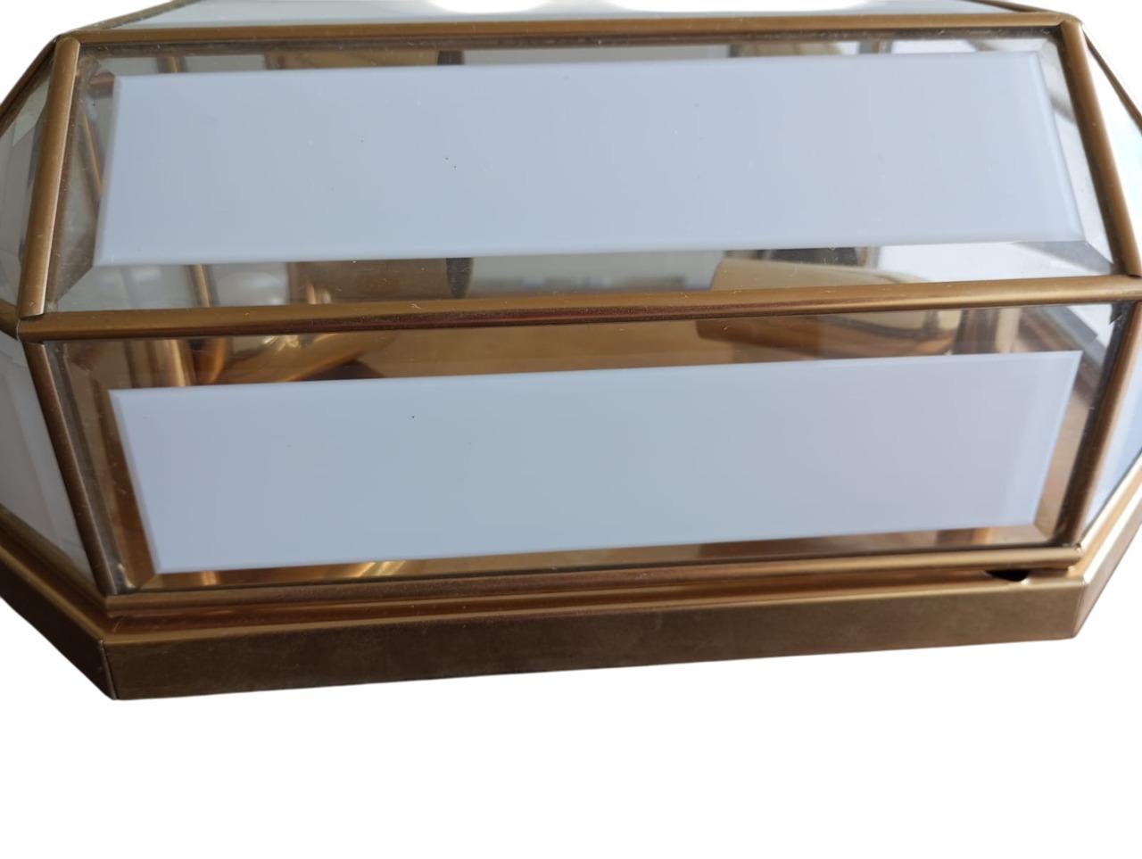 Metal Applique quadrata in vetro opalino bianco e metallo patinato oro Italia anni ‘70 For Sale