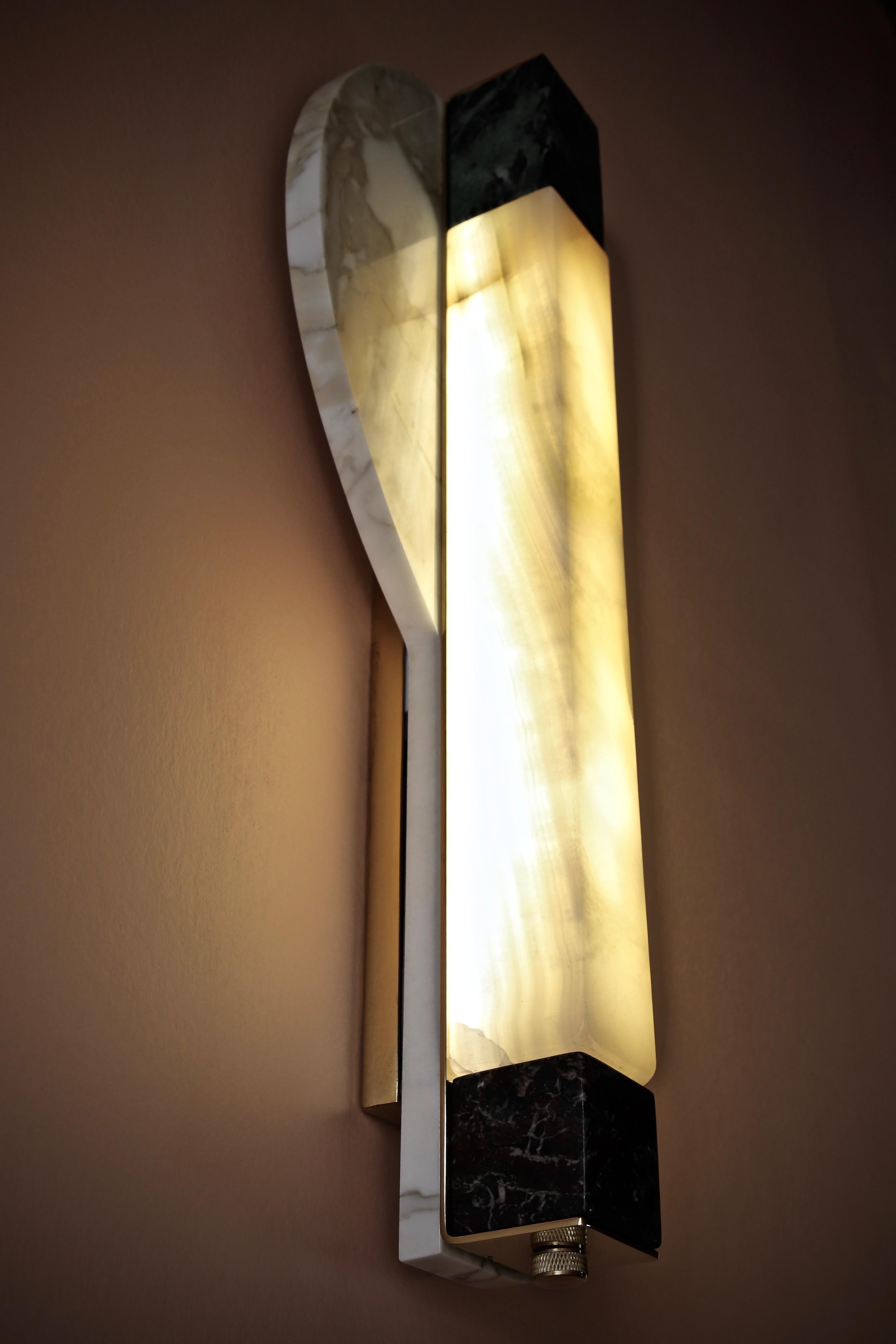Modern Sinuous wall sconce in onyx, gold calacatta marble, alps green and levanto red  For Sale