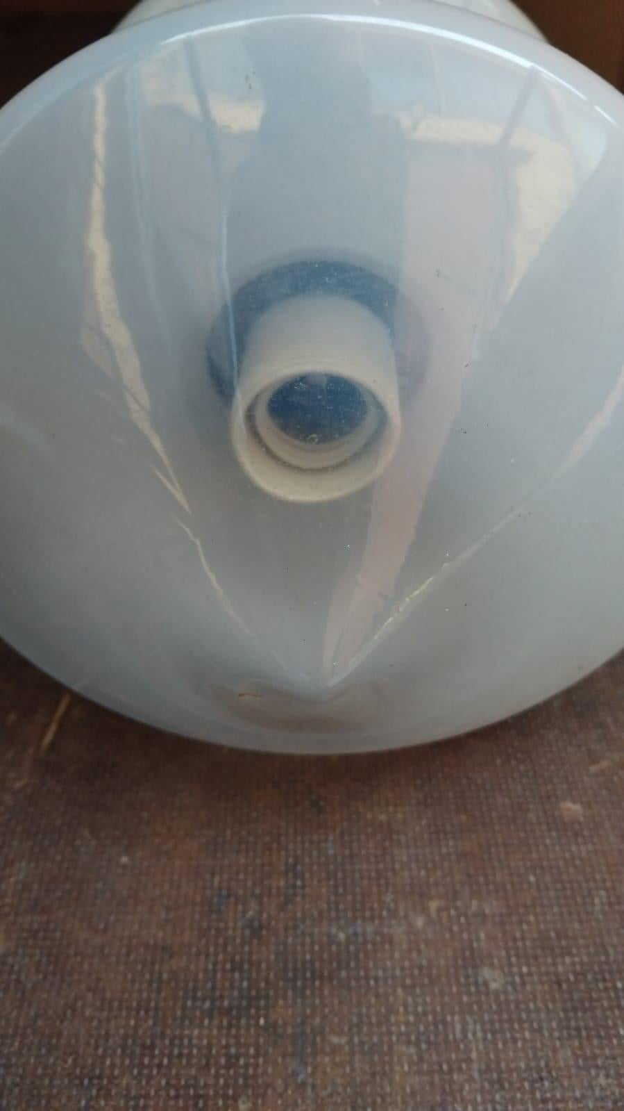 Space Age wall sconce by Carlo Nason for Mazzega, 1970s In Excellent Condition For Sale In Trieste, IT
