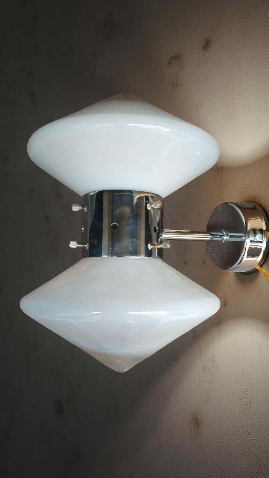 Space Age wall sconce by Carlo Nason for Mazzega, 1970s For Sale 2