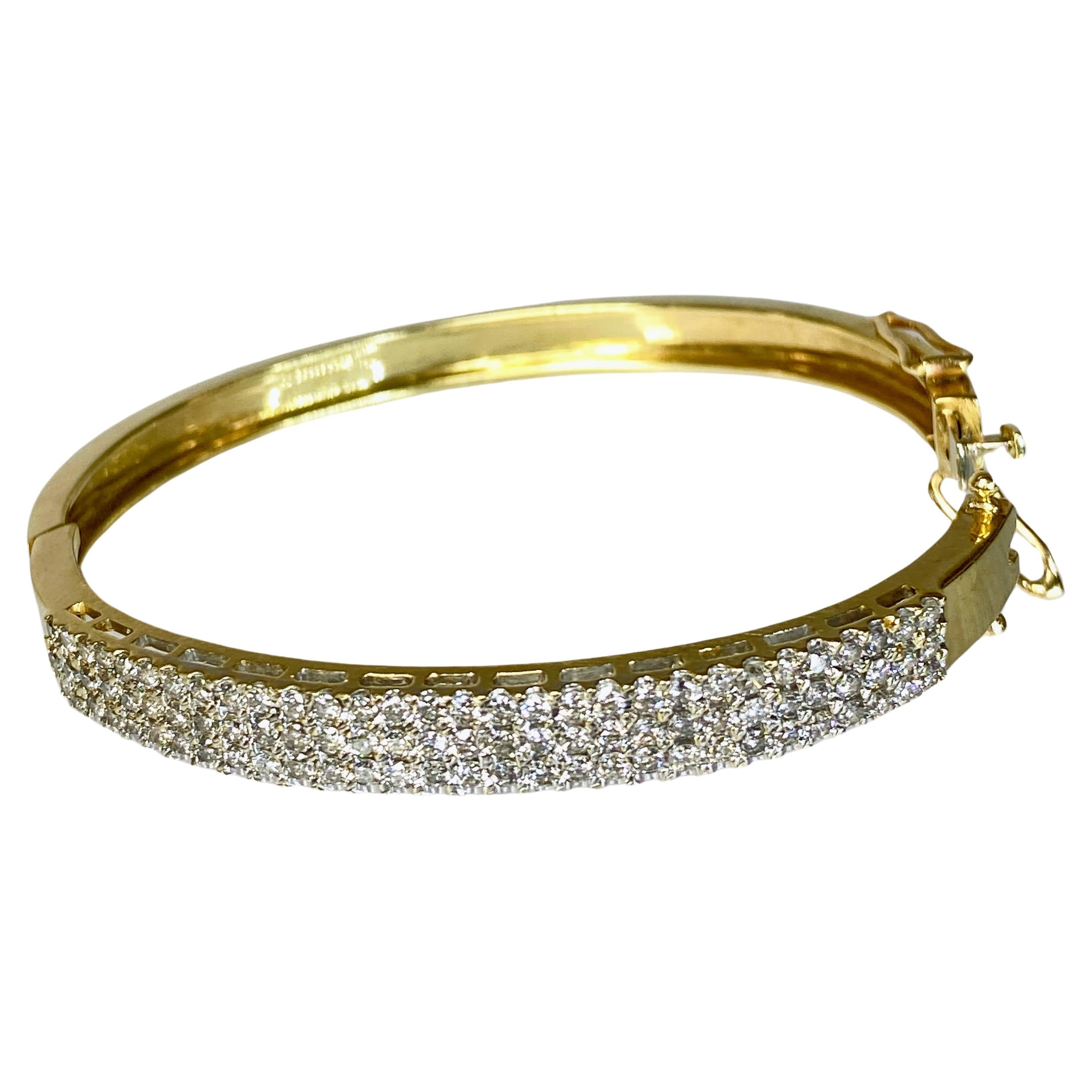 Appraised 14K Yellow Gold 2.5TCW Brilliant Pave Diamond Bangle w/ Open Box Clasp For Sale