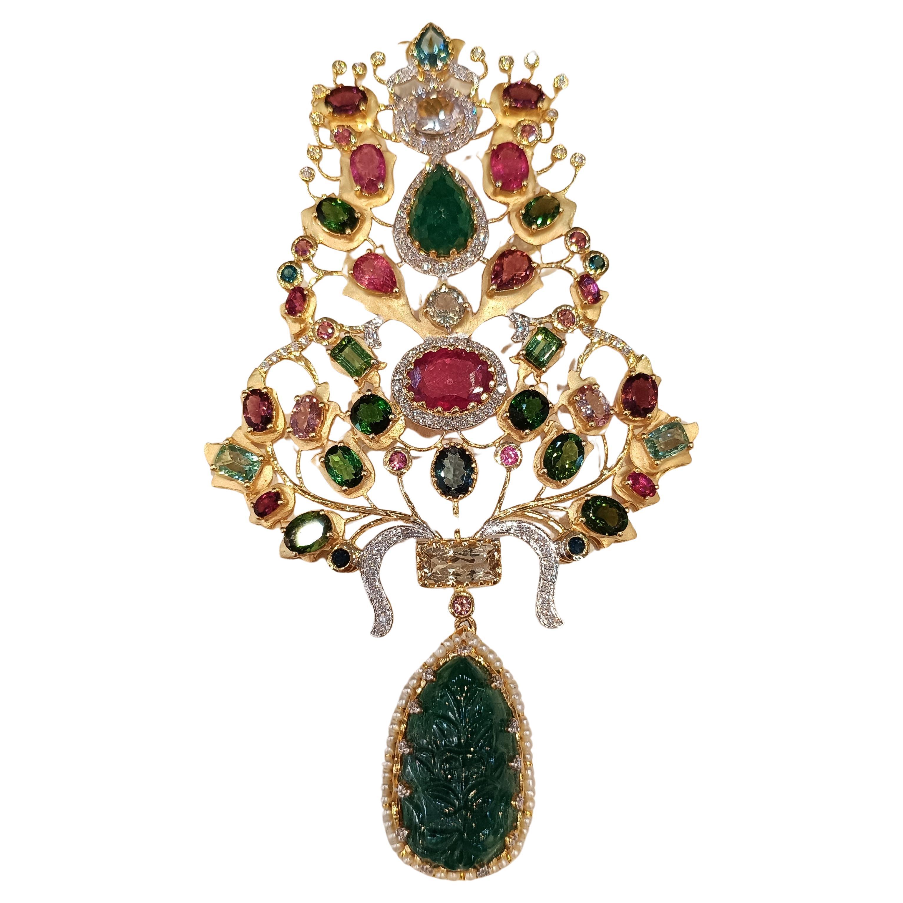 Ciondolo in oro 18 carati con smeraldo e tormalina e diamanti, valutato 55 carati