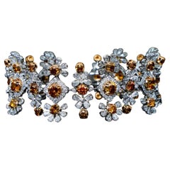 Apprécié 25.738 carats Bracelet de diamants orange avec diamants blancs