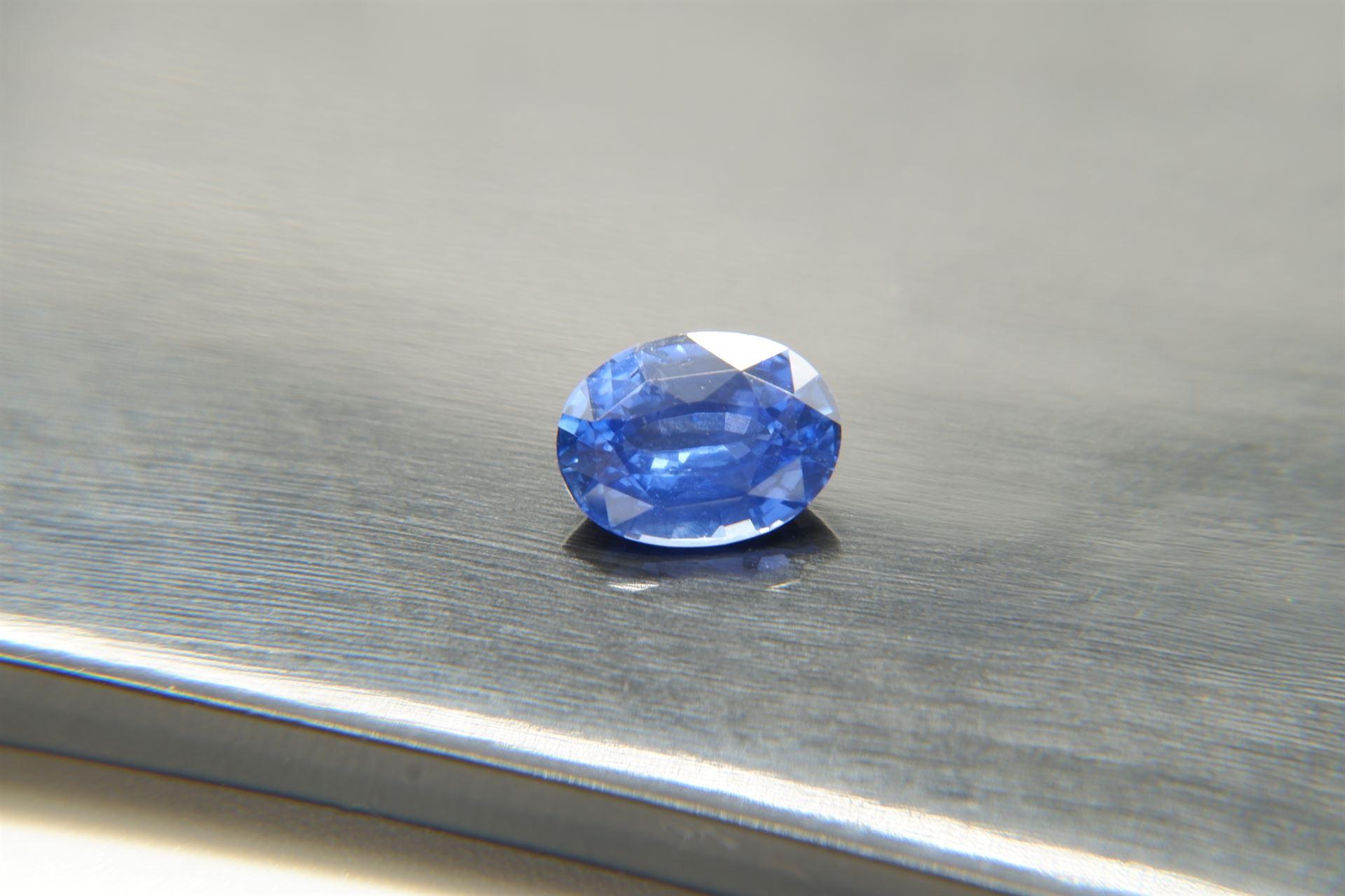 APPRAISED PREMIUM: 1.51 ct Cornflower Blue Sapphire For Sale 1