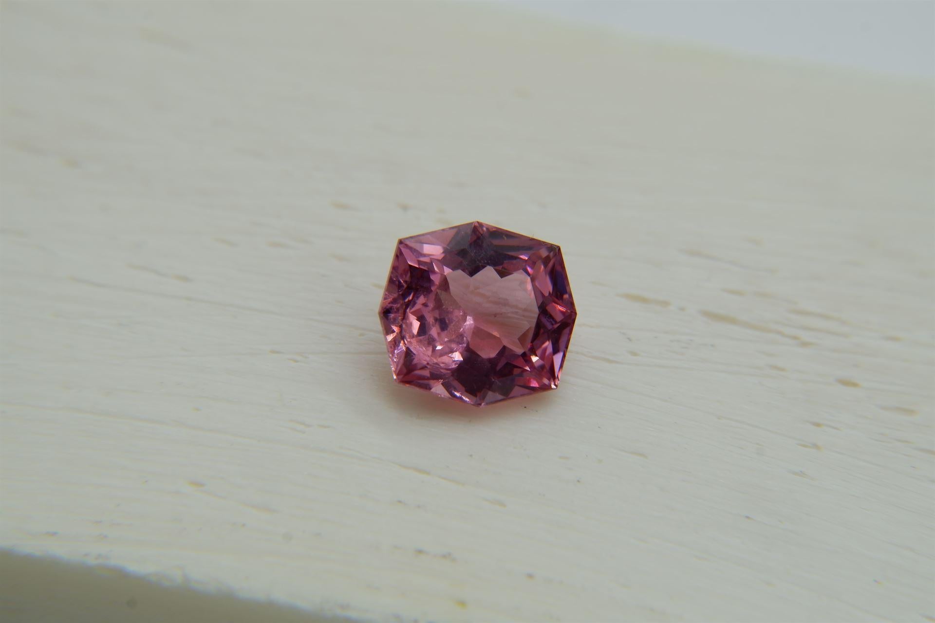 GEMSTONE TYPE: Unheated Natural Spinel
RECOMMENDED JEWELRY SETTINGS: Men Rings, Men Jewelry, Women Vintage Rings, Art Jewelry
CERTIFICATE: AGL/GIA Full Lab Report included
ORIGIN: Sri Lanka
CARAT SIZE: 2.104
DIMENSIONS: Length 8.22 x Width 7.60 x