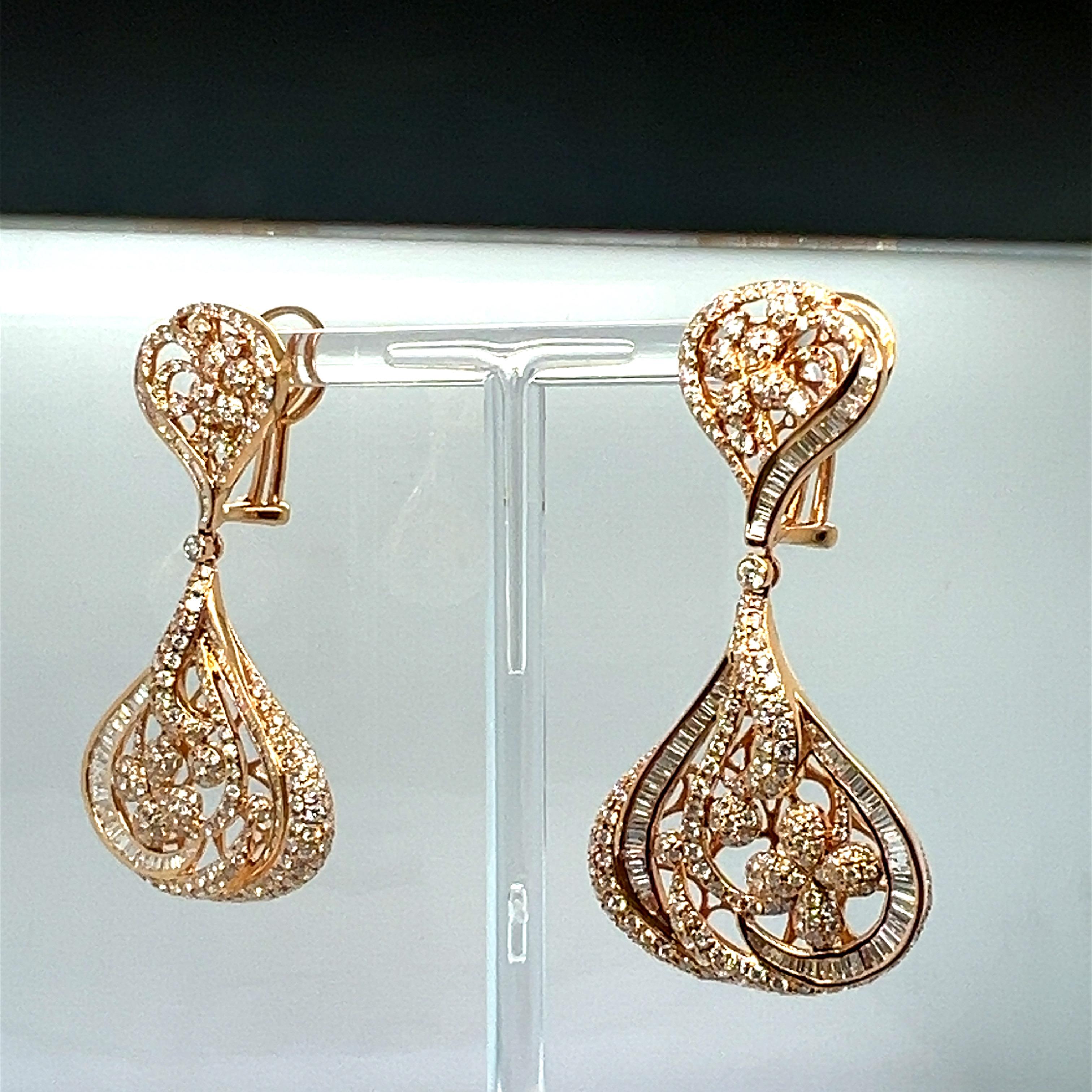 5.90 Carat Mix Cut White Diamond Chandelier Earrings For Sale 3